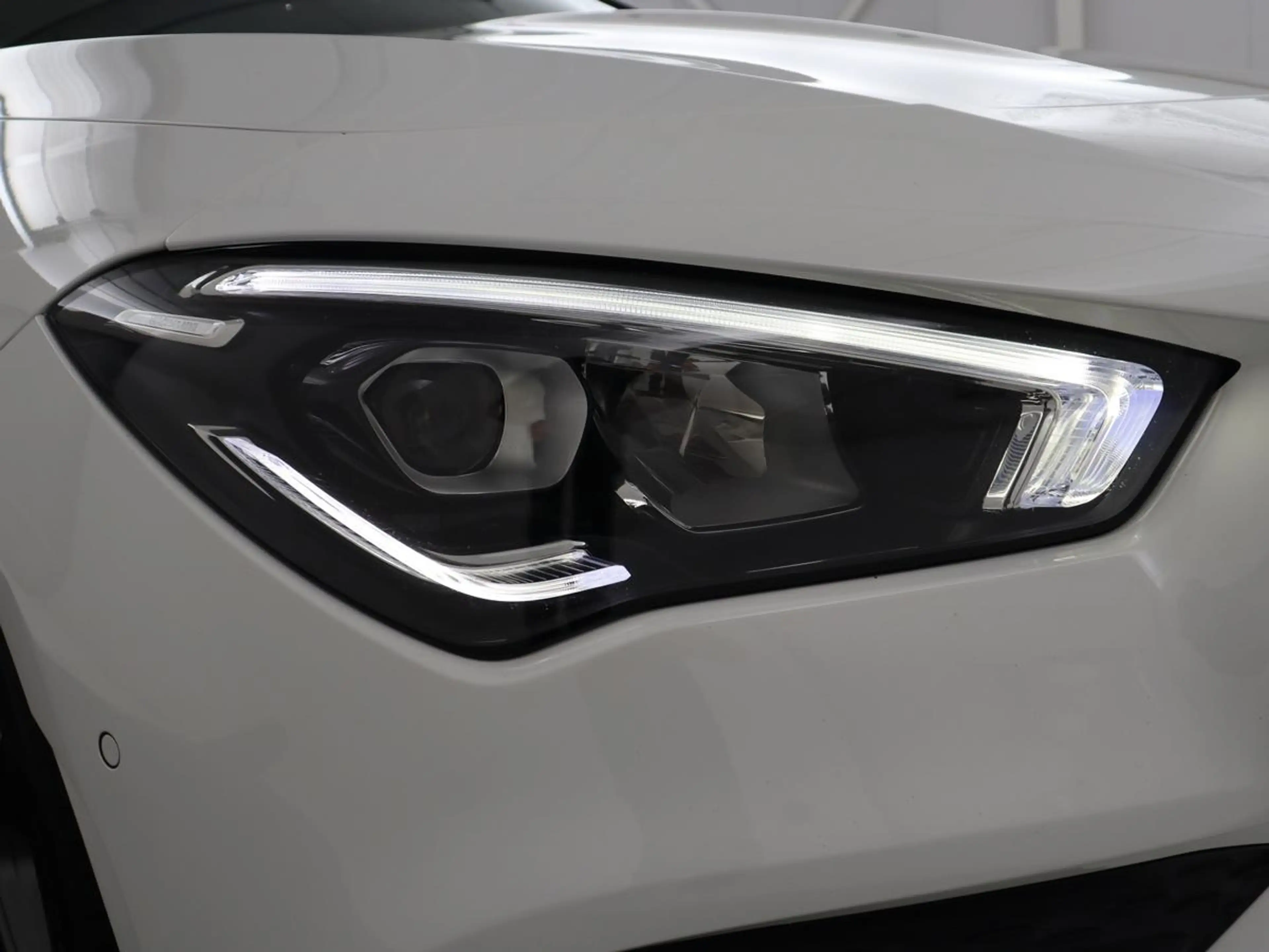 Mercedes-Benz CLA 180 Business Solution AMG | Panoramadak | Leder/alcant — photo 32
