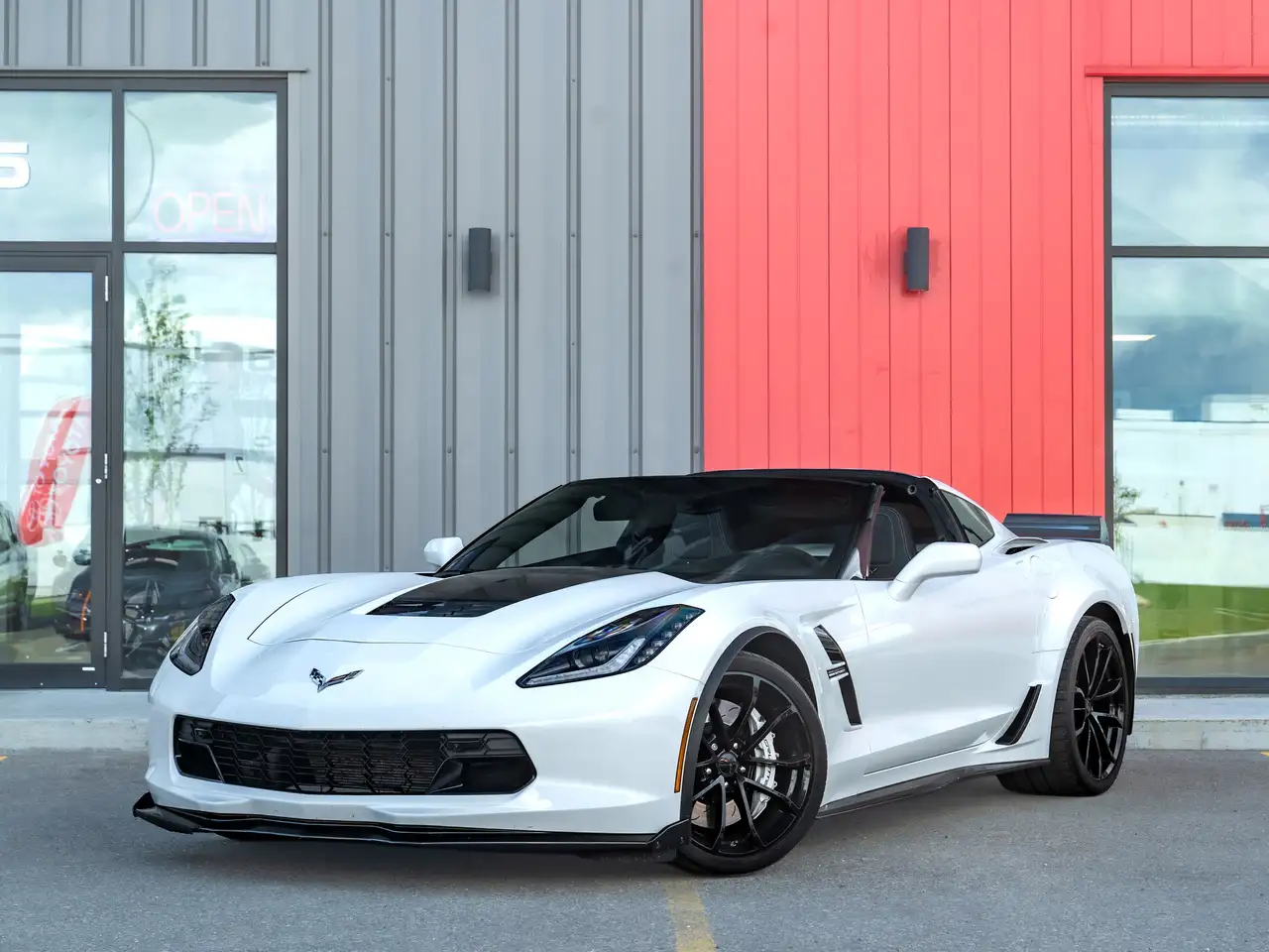 Chevrolet Corvette снимка Chevrolet Corvette