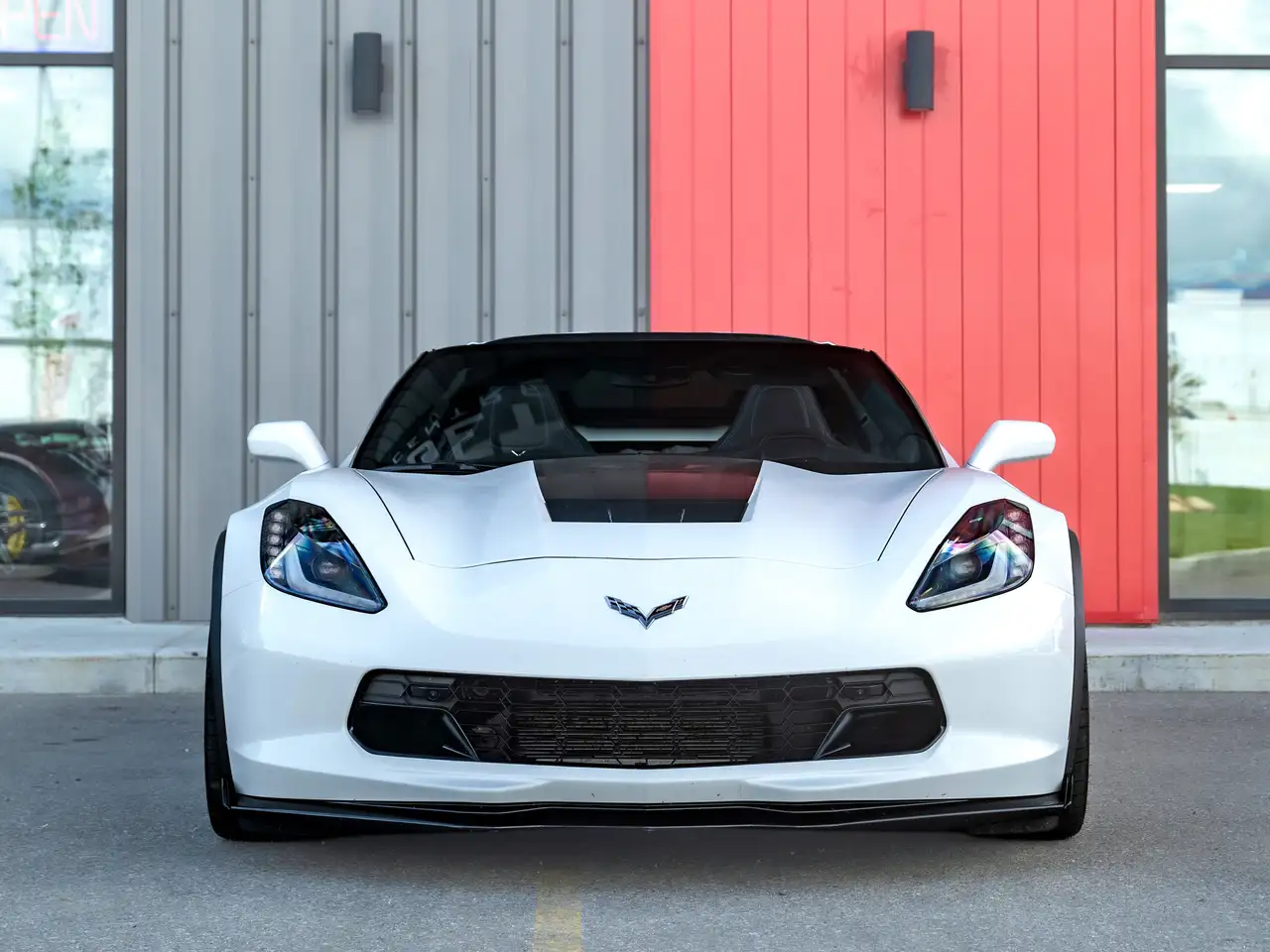 Chevrolet Corvette снимка Chevrolet Corvette