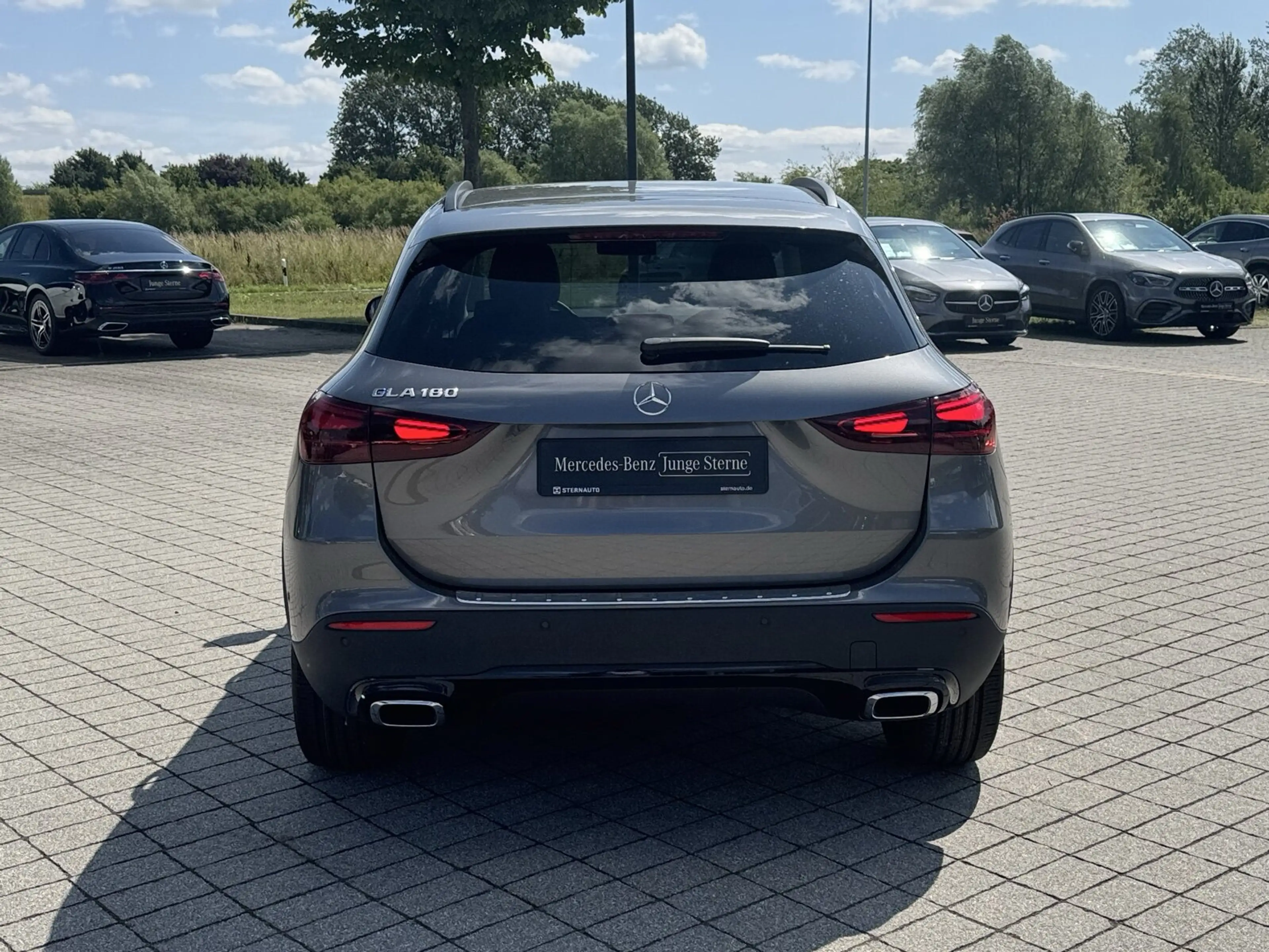 Mercedes-Benz GLA 180 GLA 180 Progressive/Navi/Distronic/Keyless-Go/LED — photo 5