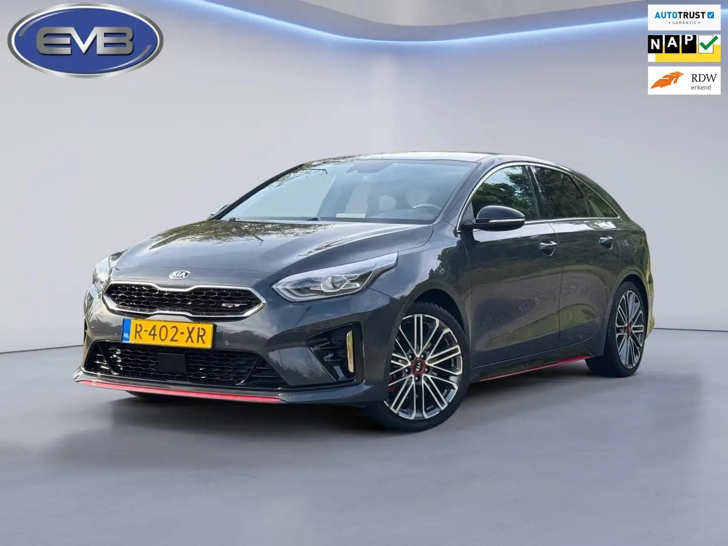 Kia ProCeed / pro_cee'd 1.6 T-GDI GT 204 pk, vele opties, stoelverwarming, Gris - 1