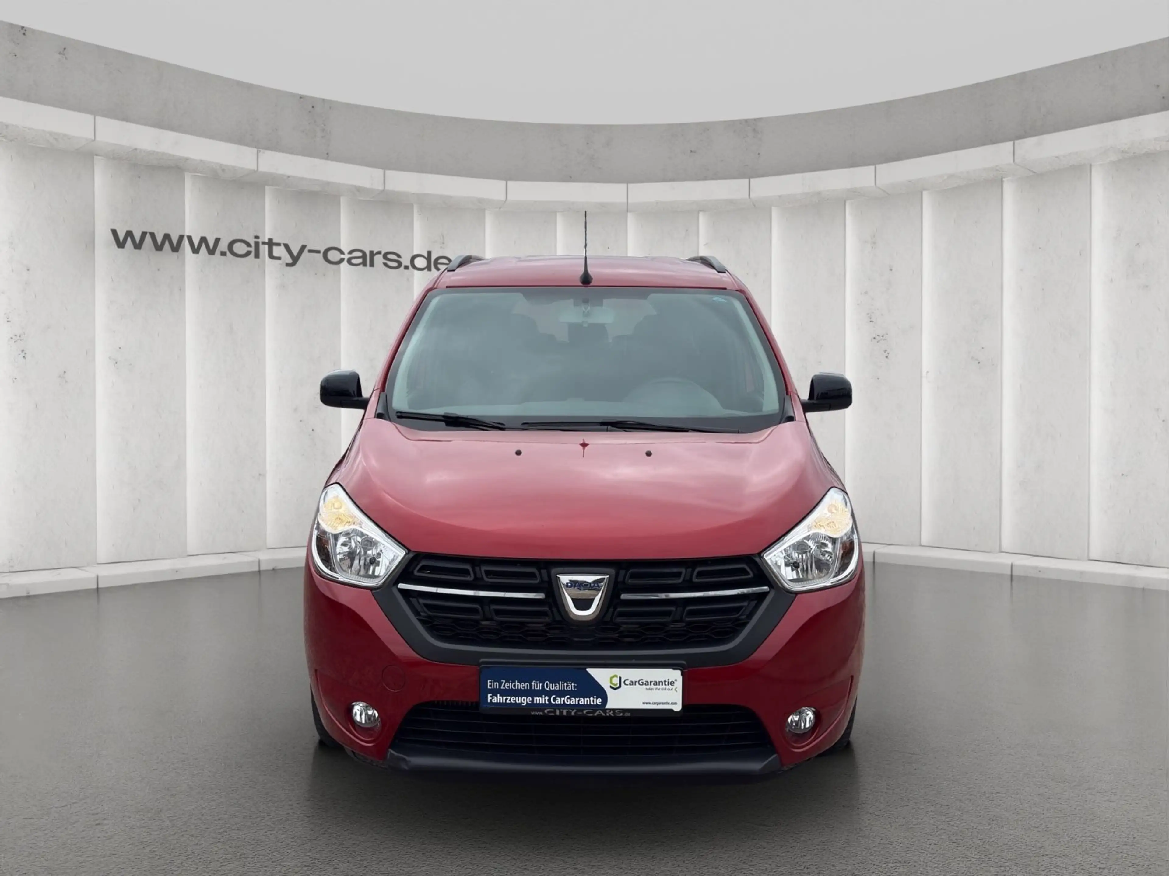 Dacia Lodgy Comfort*7 Sitze*Cam*Navi*Tempomat — photo 2