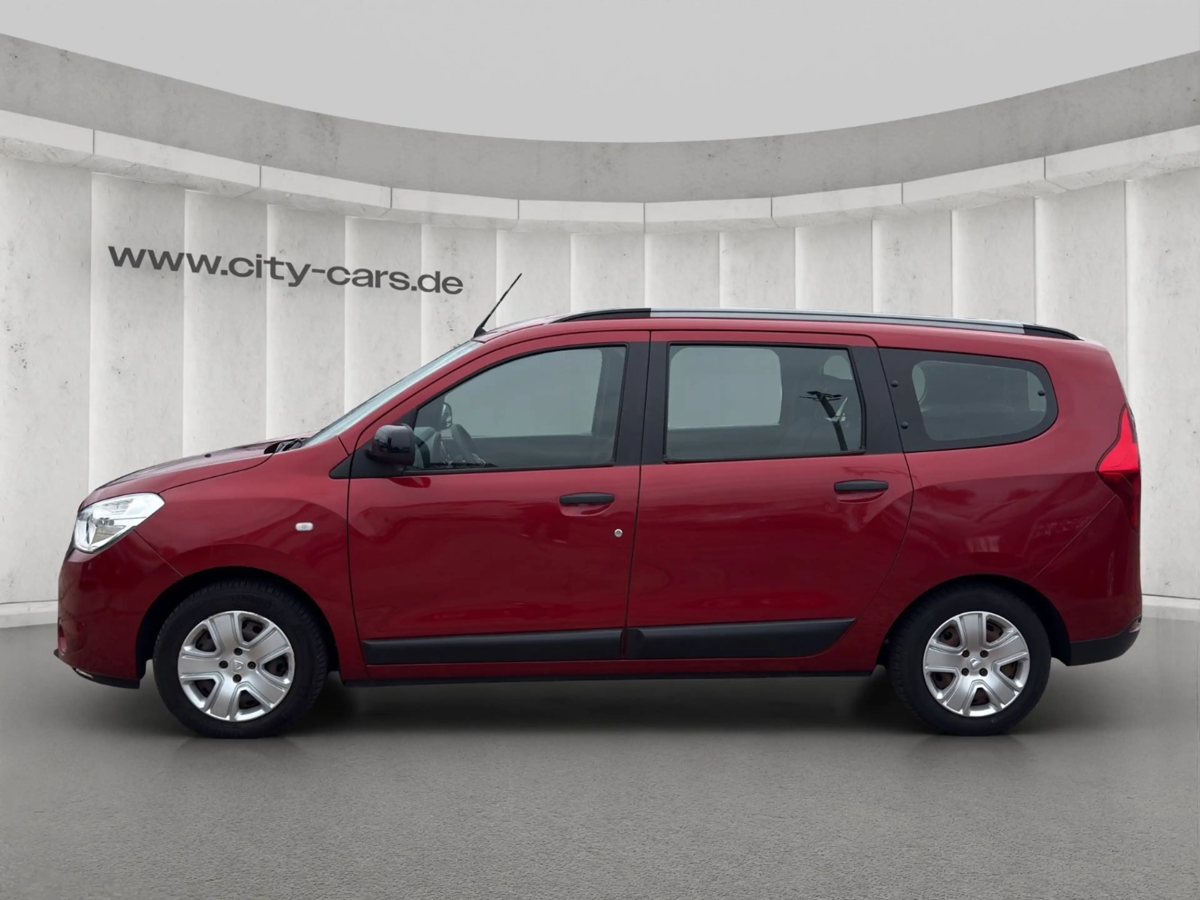 Dacia Lodgy Comfort*7 Sitze*Cam*Navi*Tempomat — photo 3