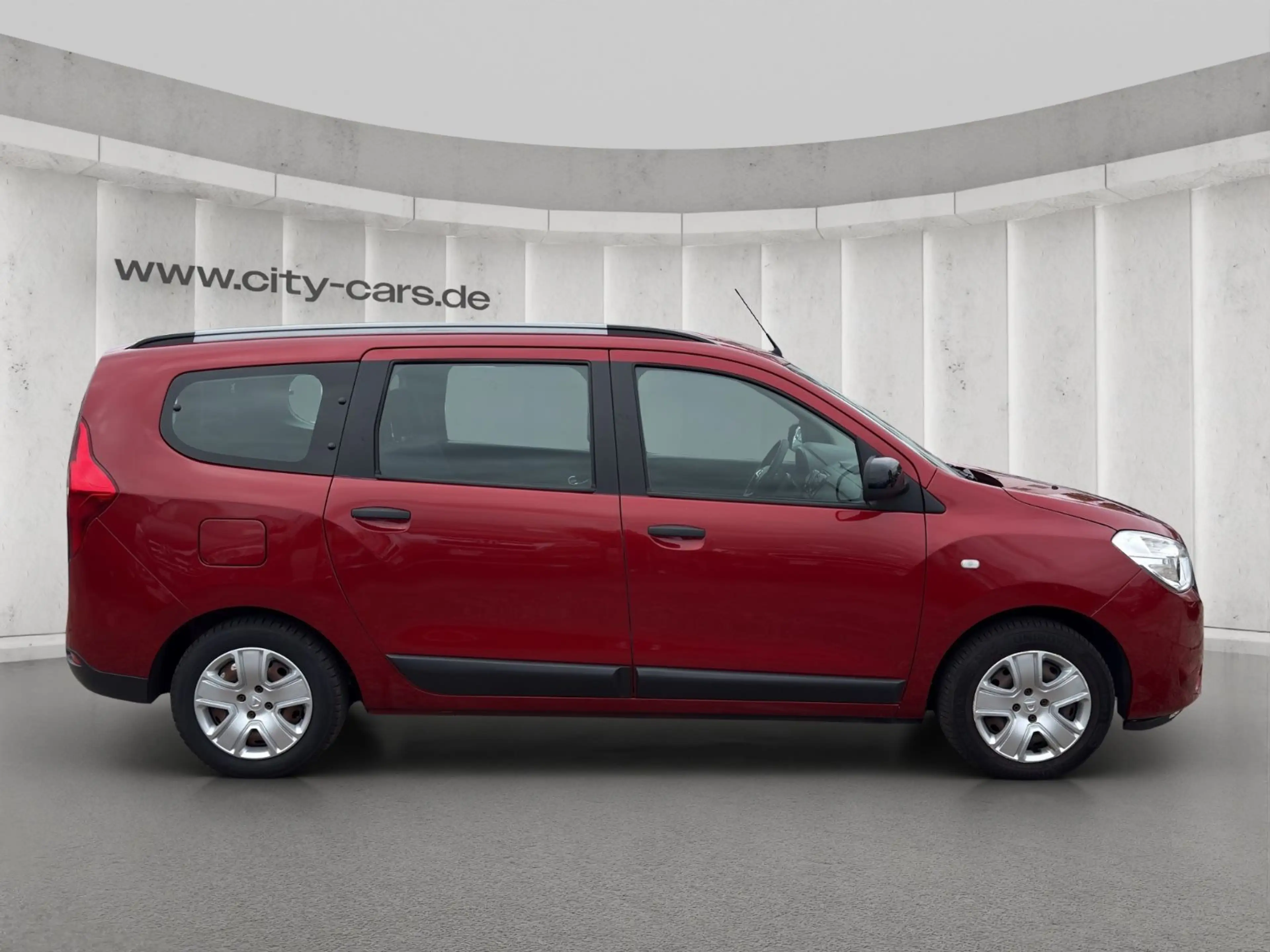 Dacia Lodgy Comfort*7 Sitze*Cam*Navi*Tempomat — photo 7