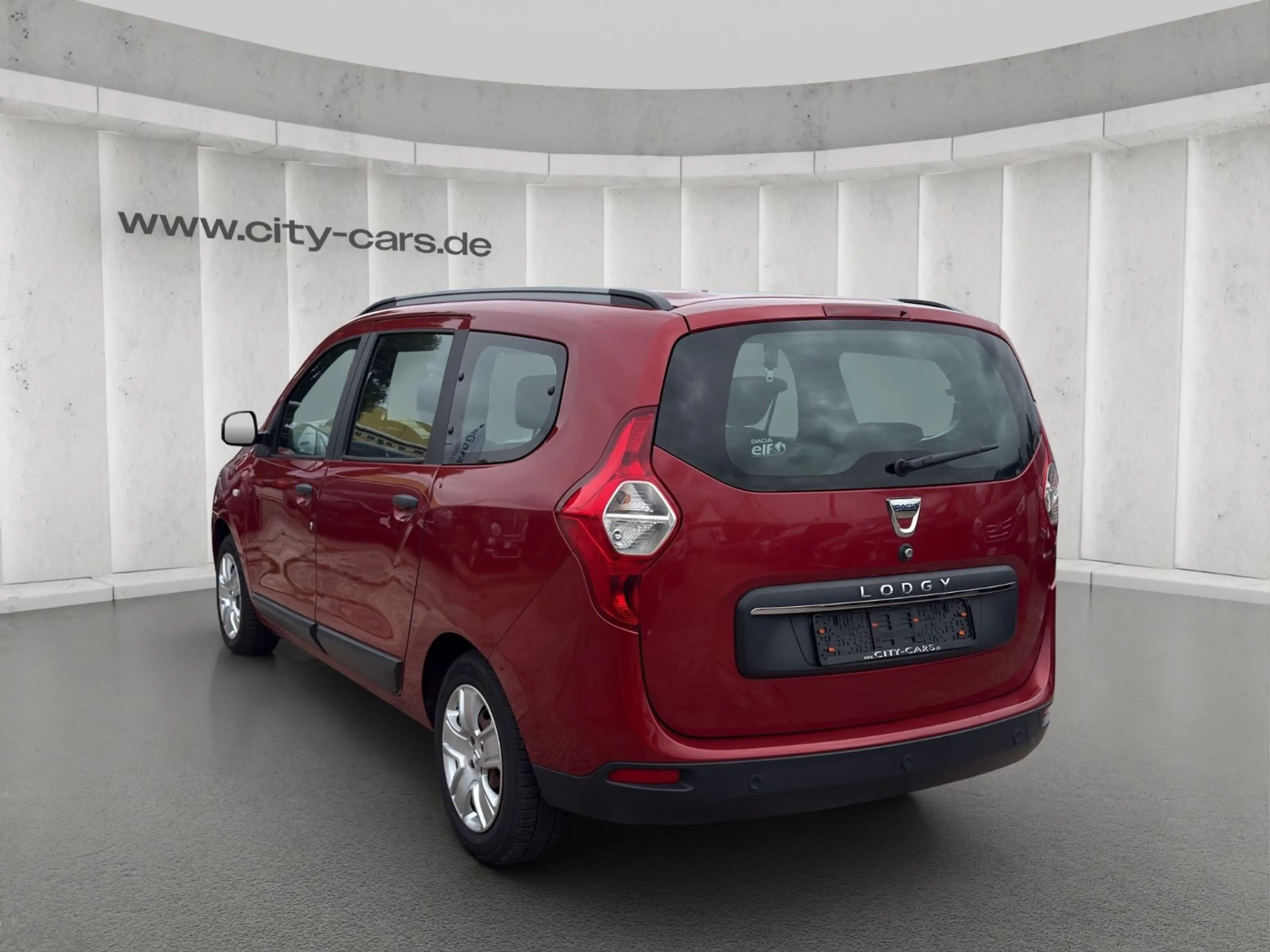 Dacia Lodgy Comfort*7 Sitze*Cam*Navi*Tempomat — photo 4