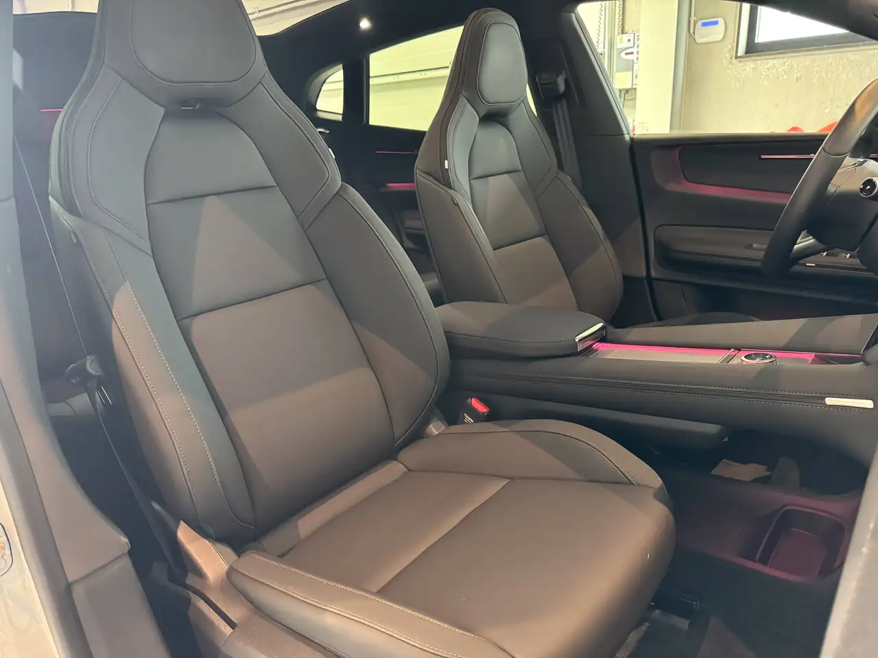 Polestar 4 2024 — фото 11