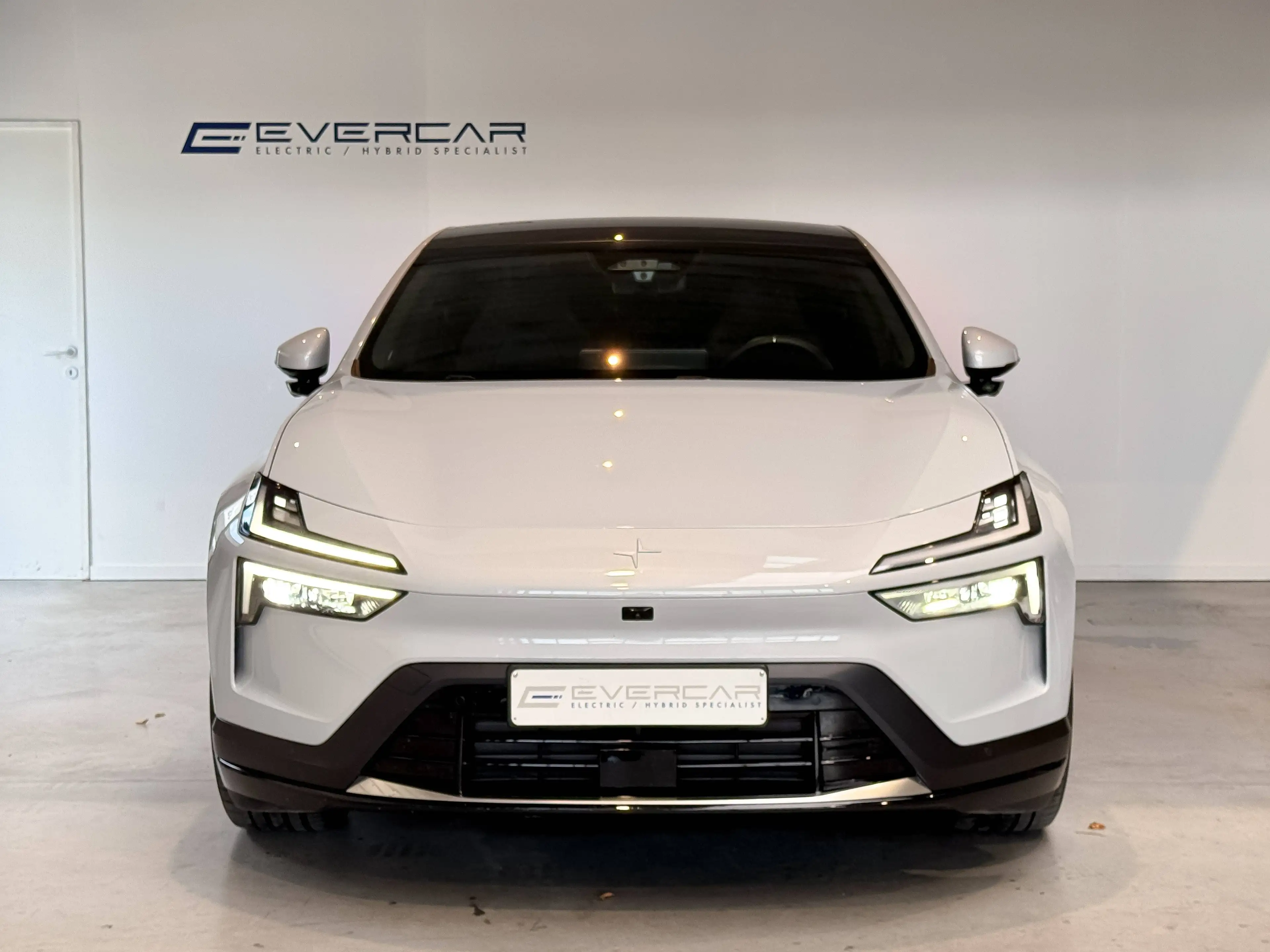 Polestar 4 Polestar 4 100 kWh LR RWD **PANO*ACC*360°*CARPLAY — photo 2