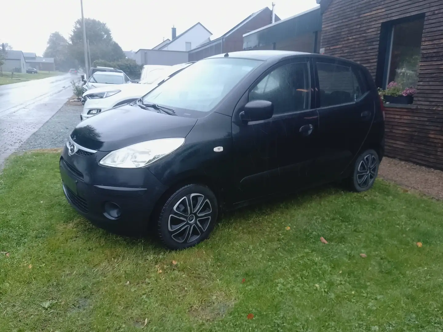 Hyundai i10 i10 1.1i i-nvitation Noir - 2