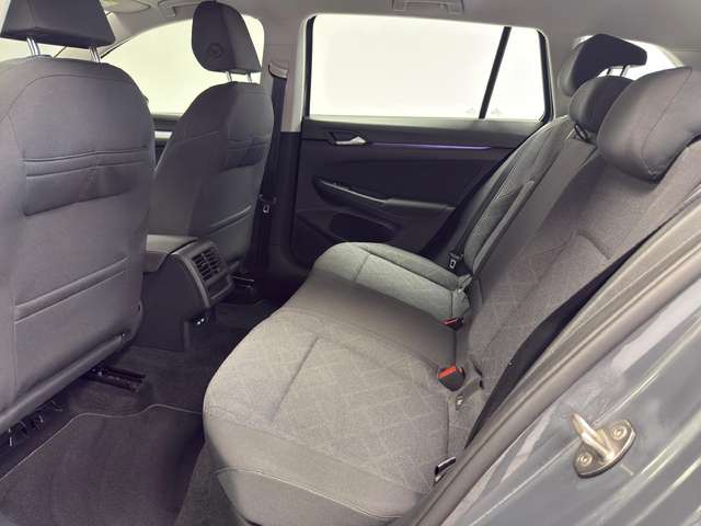 Volkswagen Golf Variant — photo 15