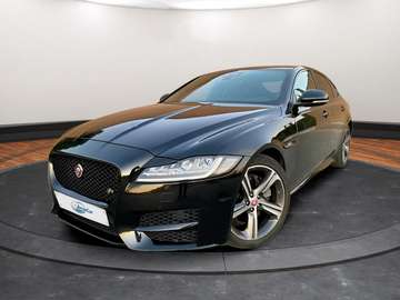 2.0i4D R-Sport Aut. 180