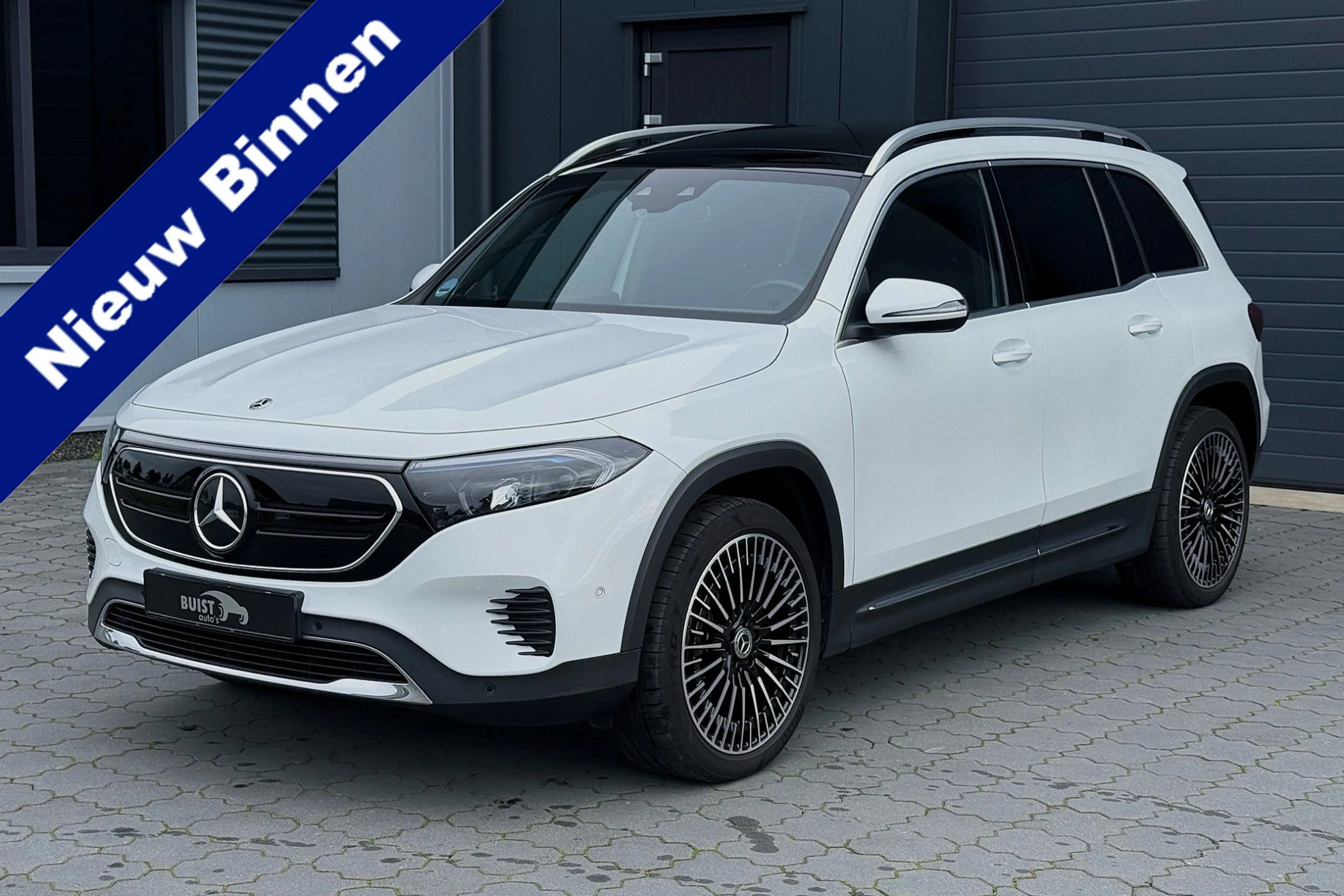 Mercedes-Benz EQB 300 4MATIC Luxury Line 67 kWh PANO BURMESTER SFEER 306