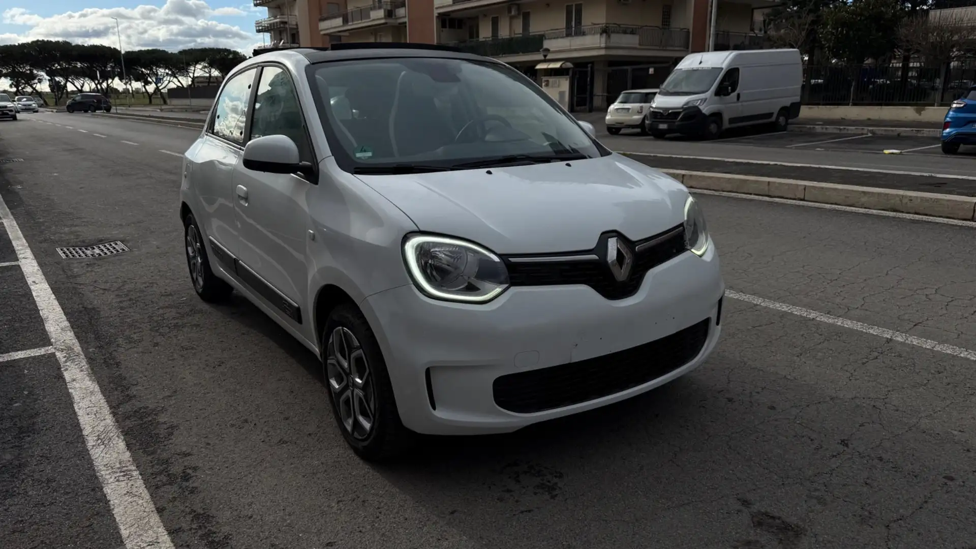 Renault Twingo SCe 65 CV LIMITEED TETTO APRIBILE LED PDC BLUETOOT Bianco - 2