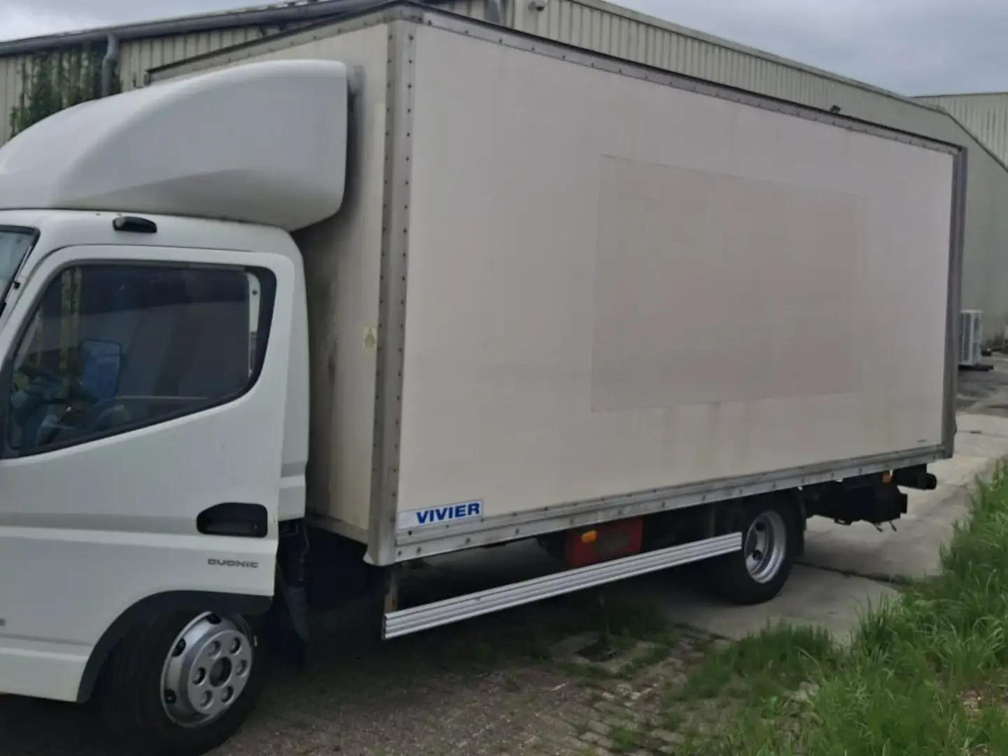 Mitsubishi Canter Fuso/ 7,5 Ton GVW / Real Km's / Tail lift 1000 kg Blanc - 1