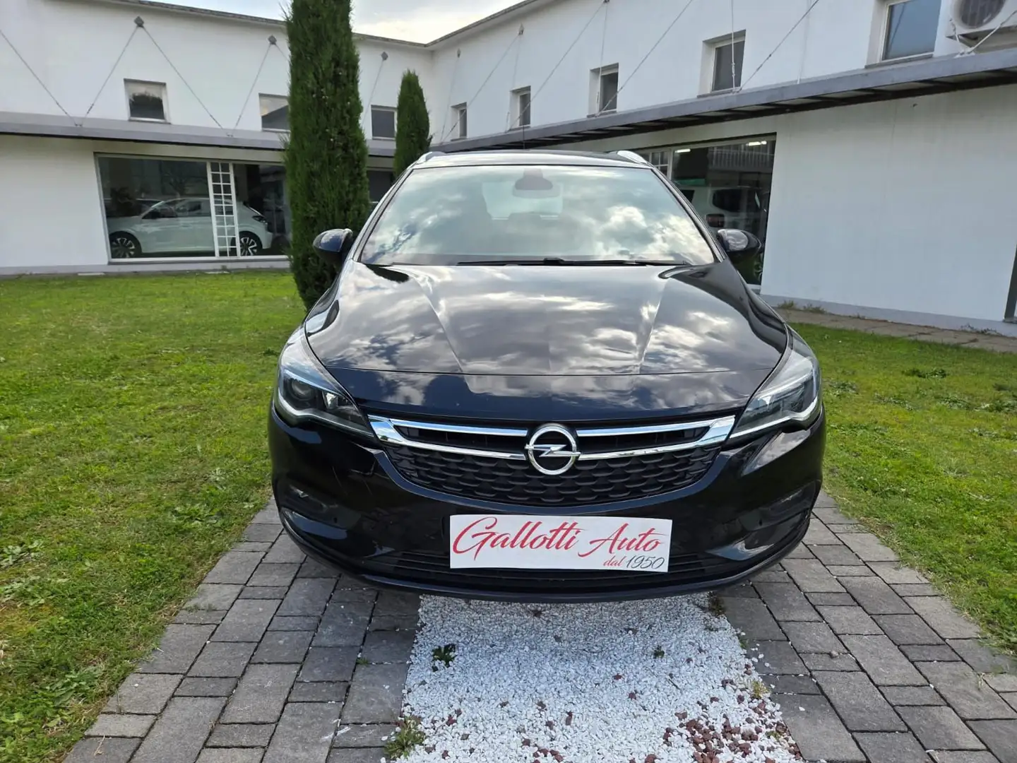 Opel Astra 1.6 CDTi 110CV Start&Stop Sports Tourer Nero - 2