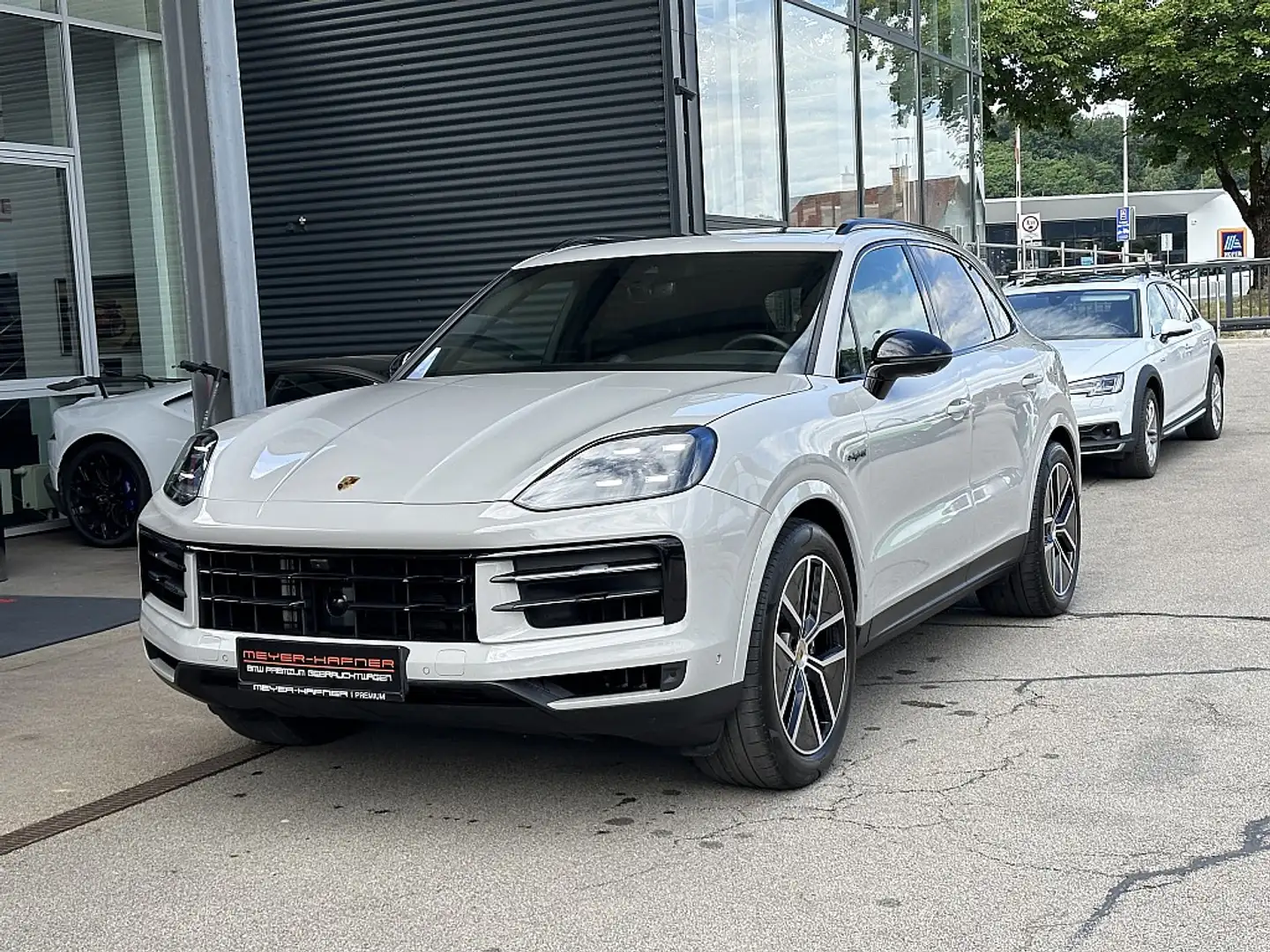 Porsche Cayenne III E-Hybrid PHEV 17,9 kWh Aut. - 2