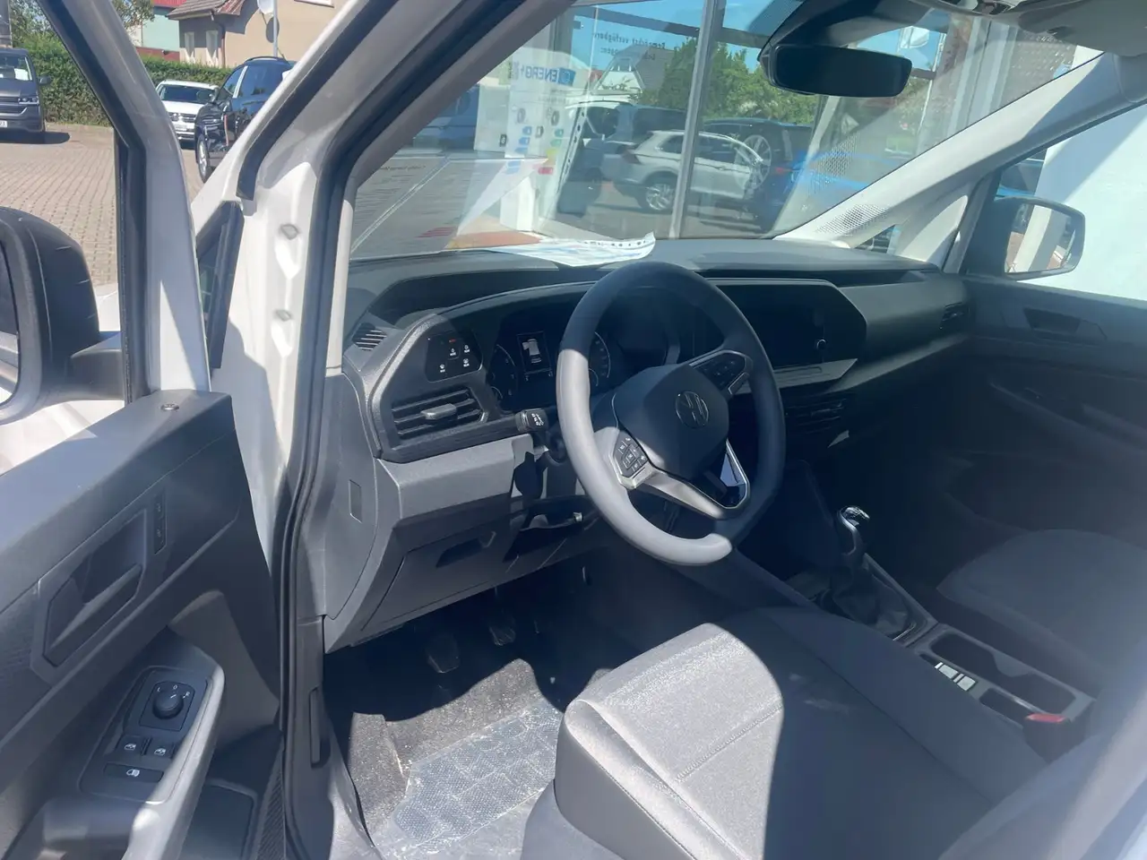 Volkswagen Caddy Cargo 1.5 TSI Kasten 5