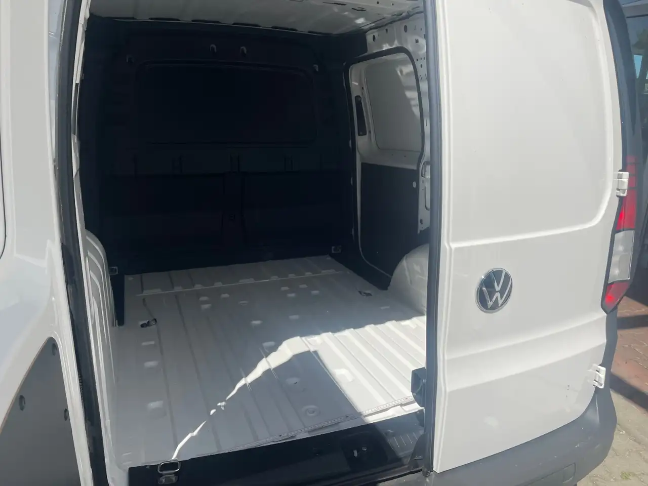 Volkswagen Caddy Cargo 1.5 TSI Kasten 7