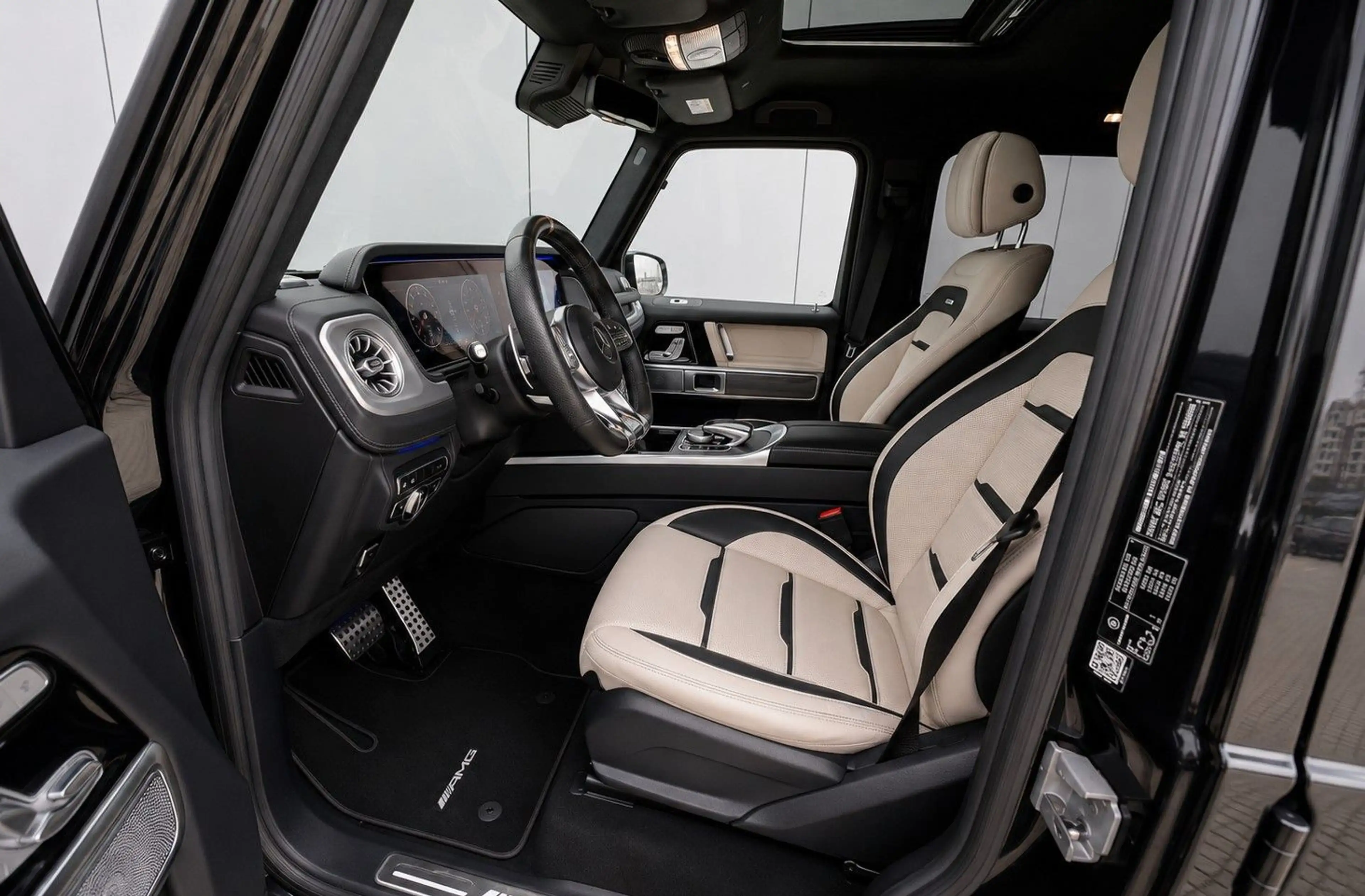 Mercedes-Benz G 63 AMG *UNFALLFREI *ERSTLACK *19% MwSt. — photo 3