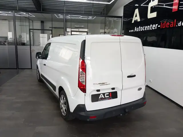 Ford Transit Connect view 7