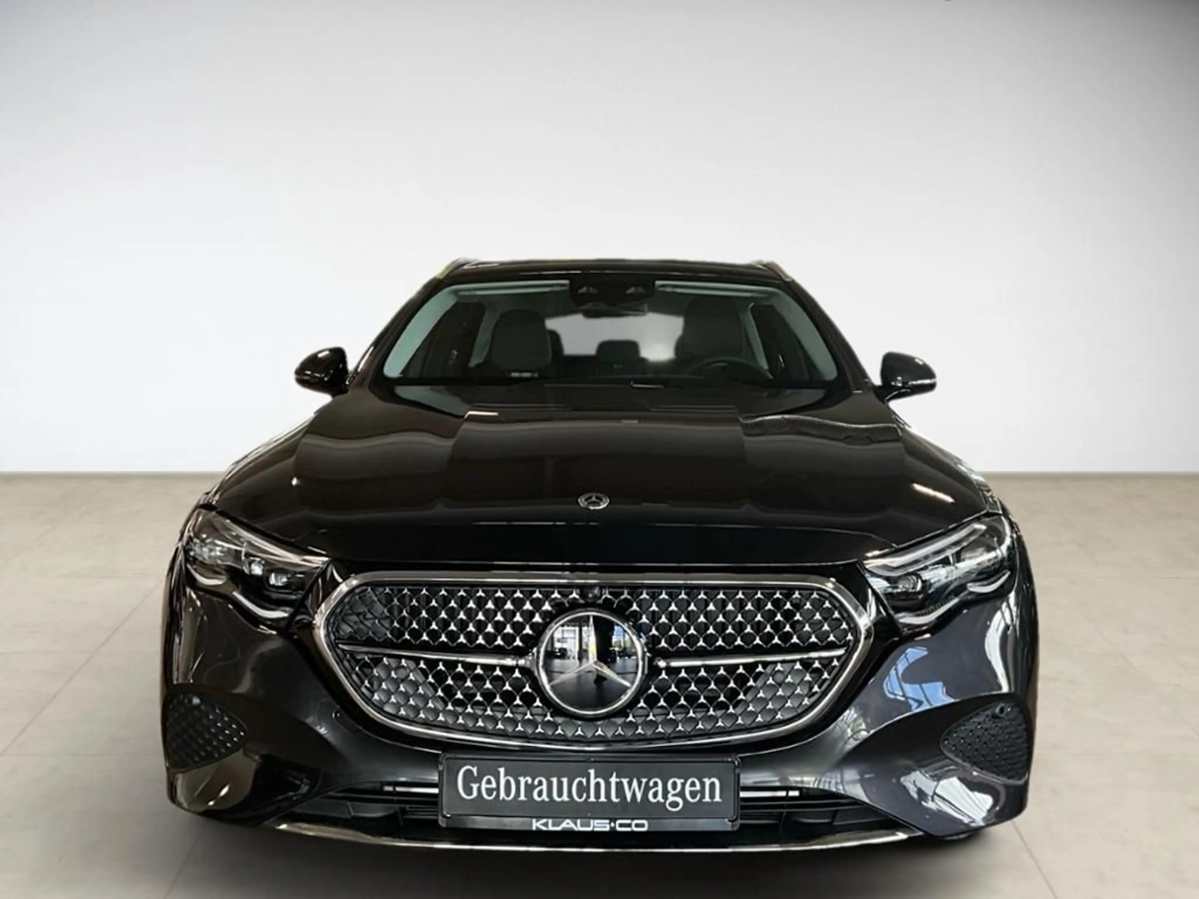 Mercedes-Benz E 200 d T Edition AVANTGARDE 360 ACC AHK AUT LED — photo 2