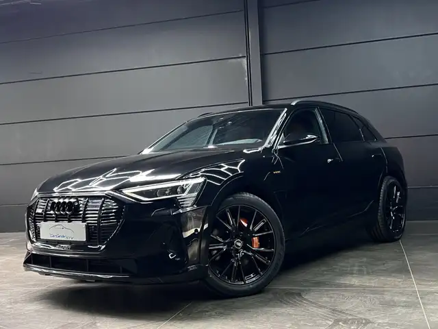 Audi e-tron 55 Quattro S line / Full Black / 21 inch /