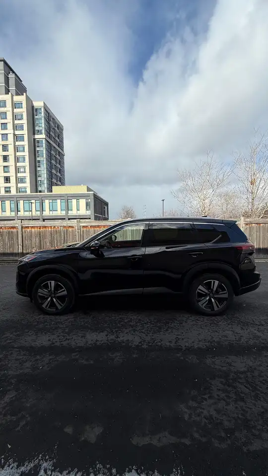 Nissan Rogue снимка Nissan Rogue