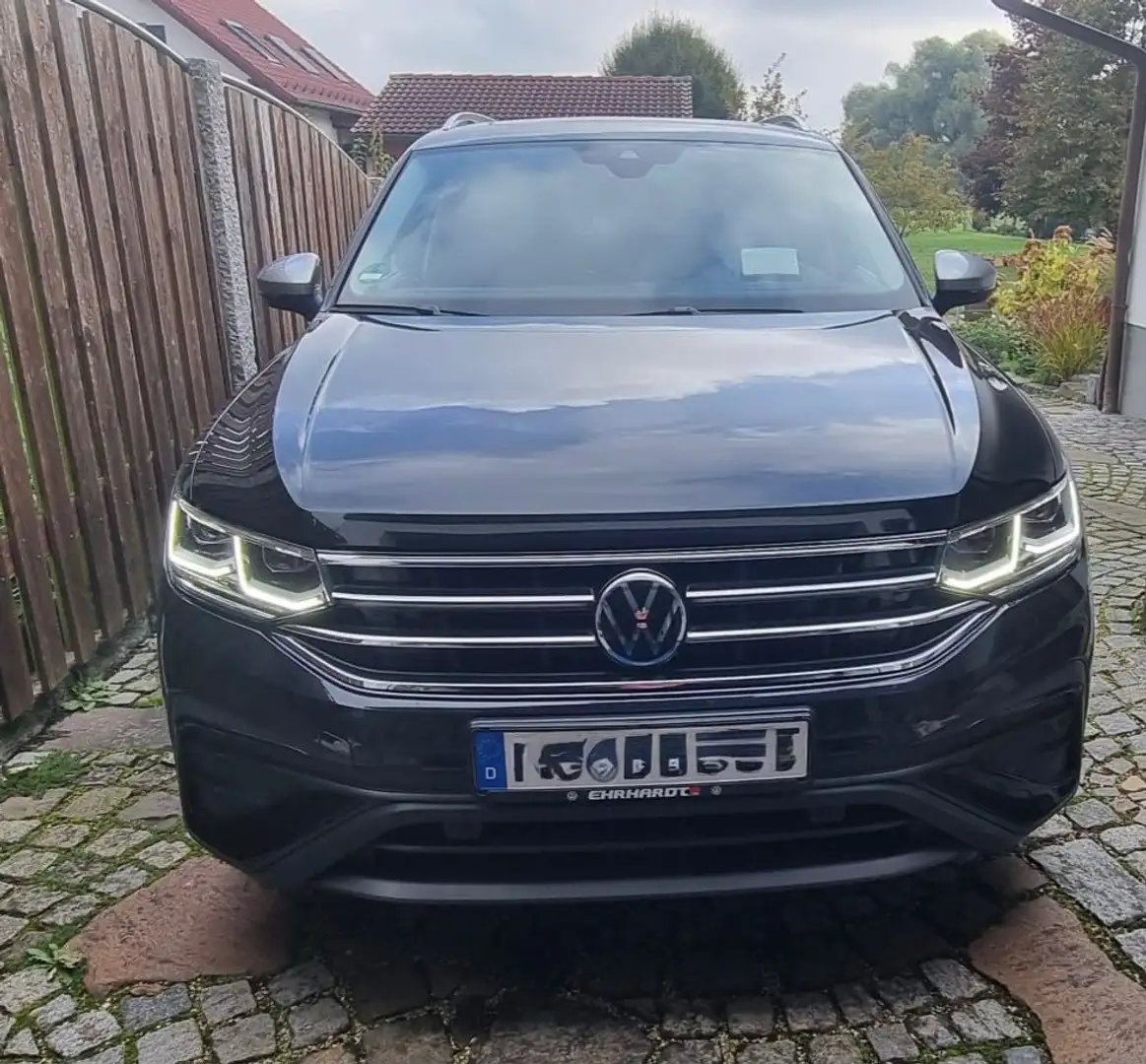 Volkswagen Tiguan Allspace Tiguan Allspace 2.0 TDI SCR 4Motion DSGLife Schwarz - 1