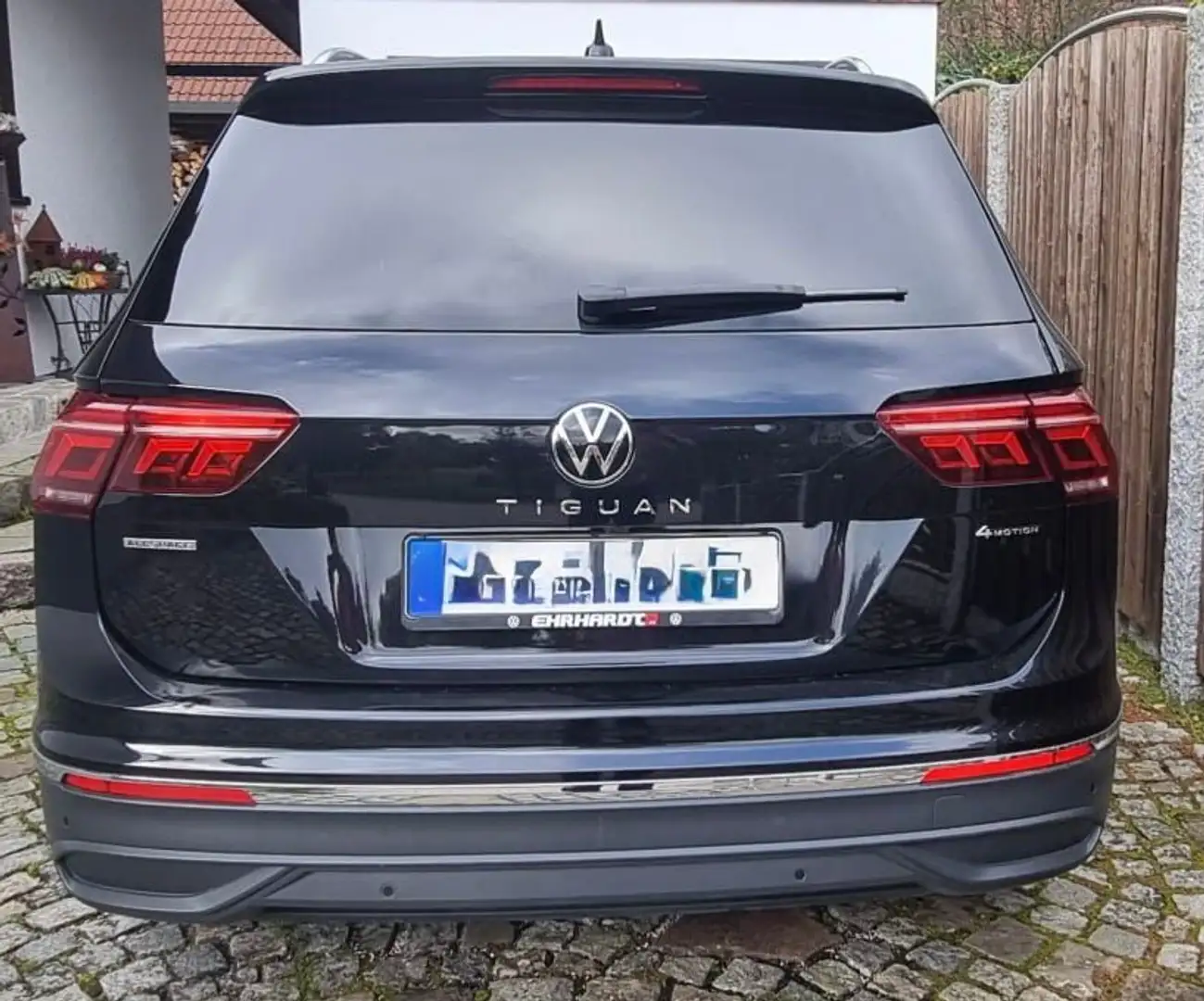 Volkswagen Tiguan Allspace Tiguan Allspace 2.0 TDI SCR 4Motion DSGLife Schwarz - 2