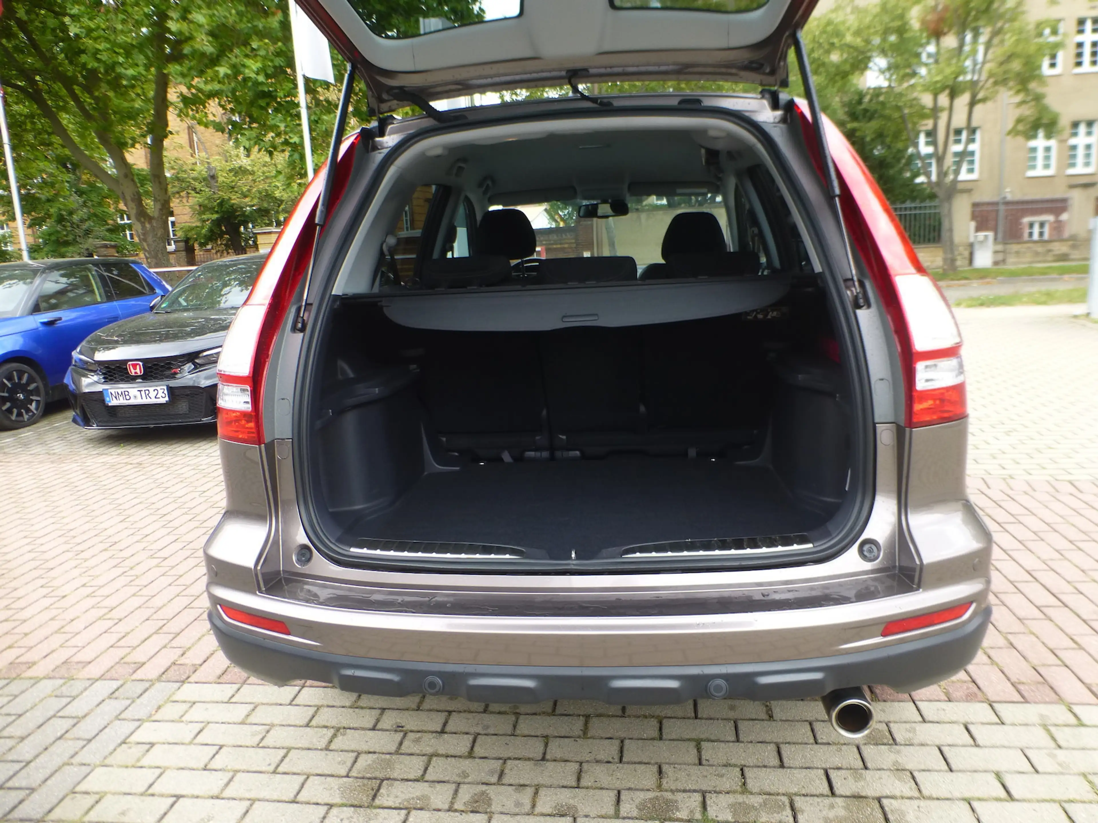 Honda CR-V 2,0i Elegance Allrad wenig km — photo 3