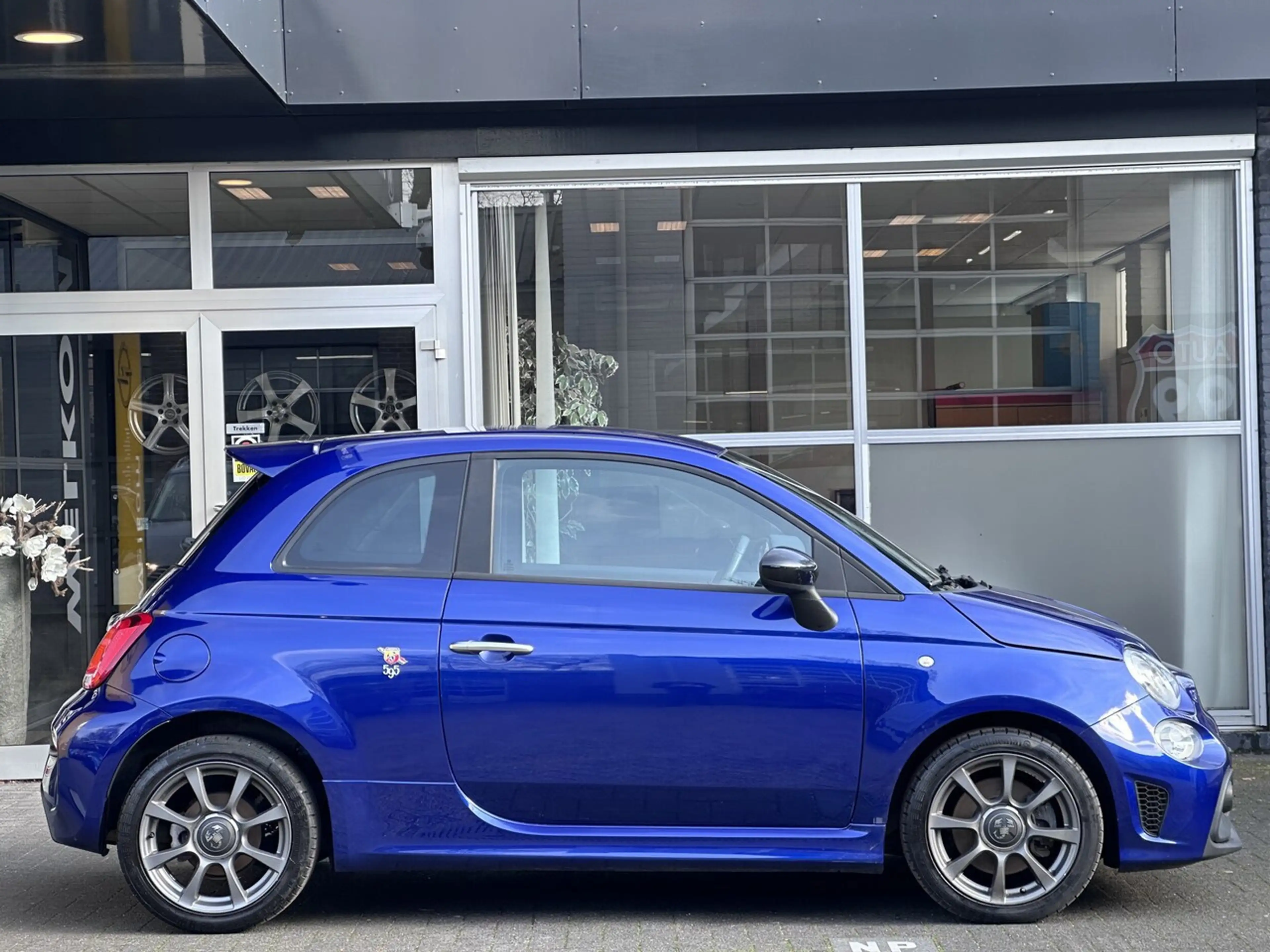 Fiat 500 Abarth 05M — photo 8