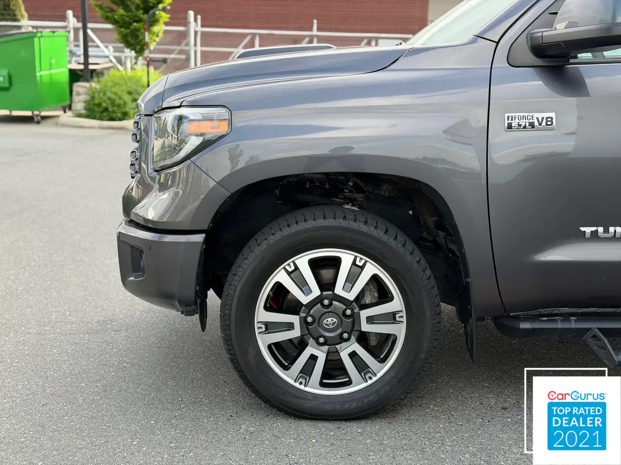 Toyota Tundra снимка Toyota Tundra