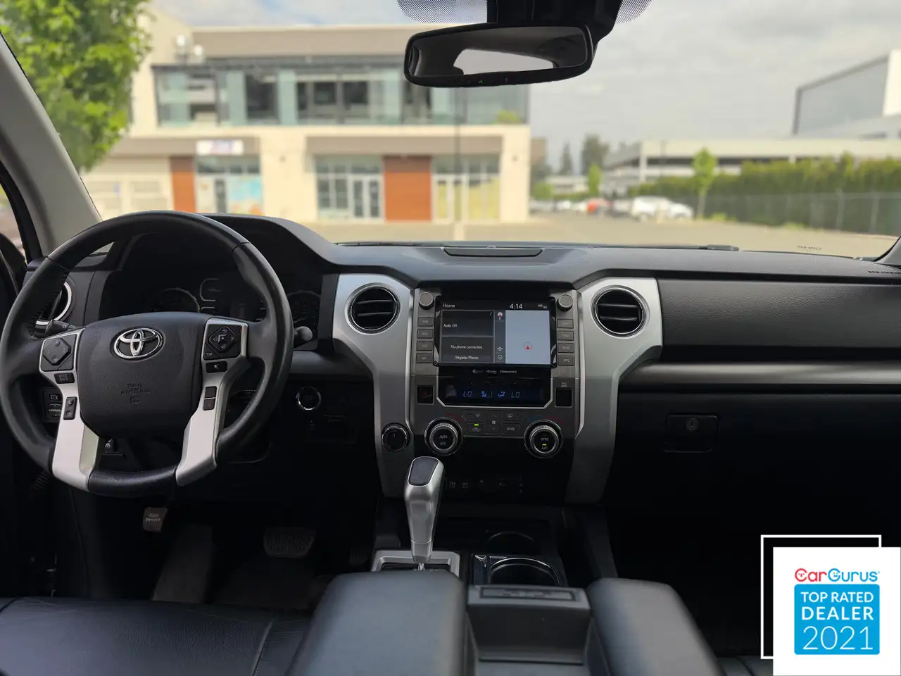 Toyota Tundra снимка Toyota Tundra