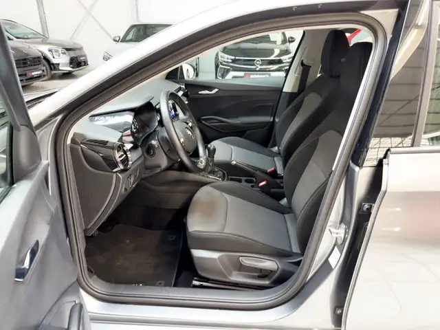 Skoda Fabia view 8