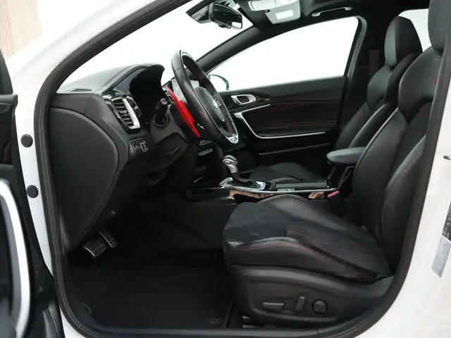 Kia Proceed view 14