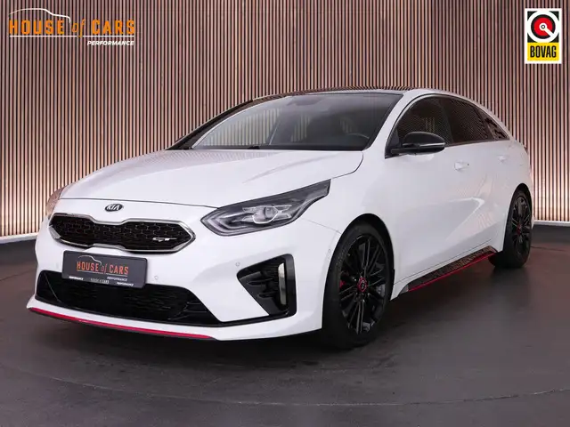 Kia Proceed main image