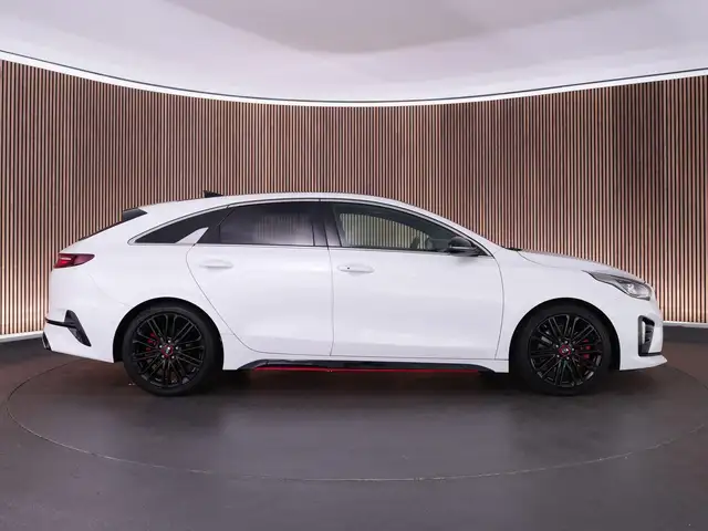 Kia Proceed view 12