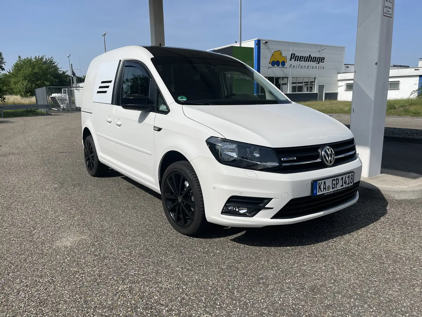 Volkswagen Caddy 2018, 56tkm1.4 BiFuel TGI EcoProfi, Klima,AHK, Top Weiß - 1