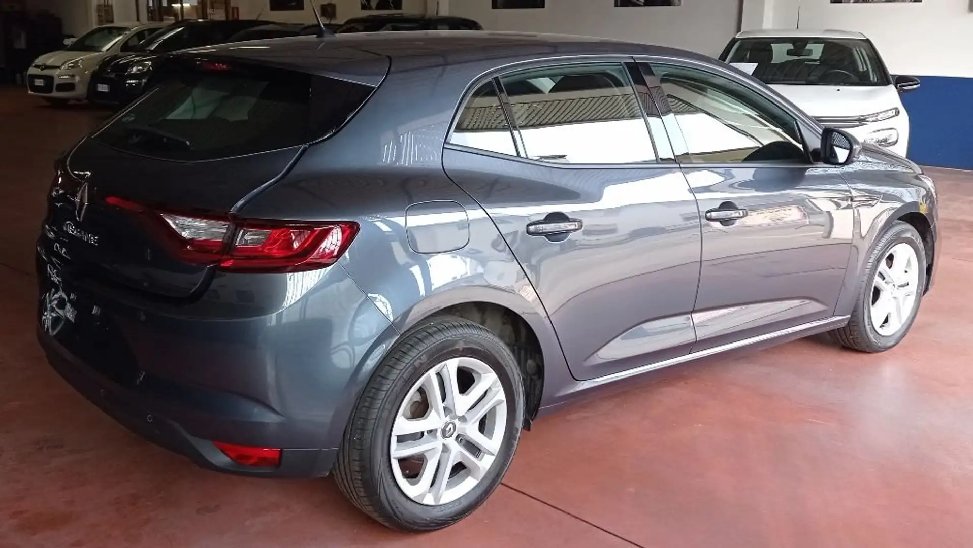 Renault Megane 1.500 TDCI LIFE 115 CV Grigio - 1