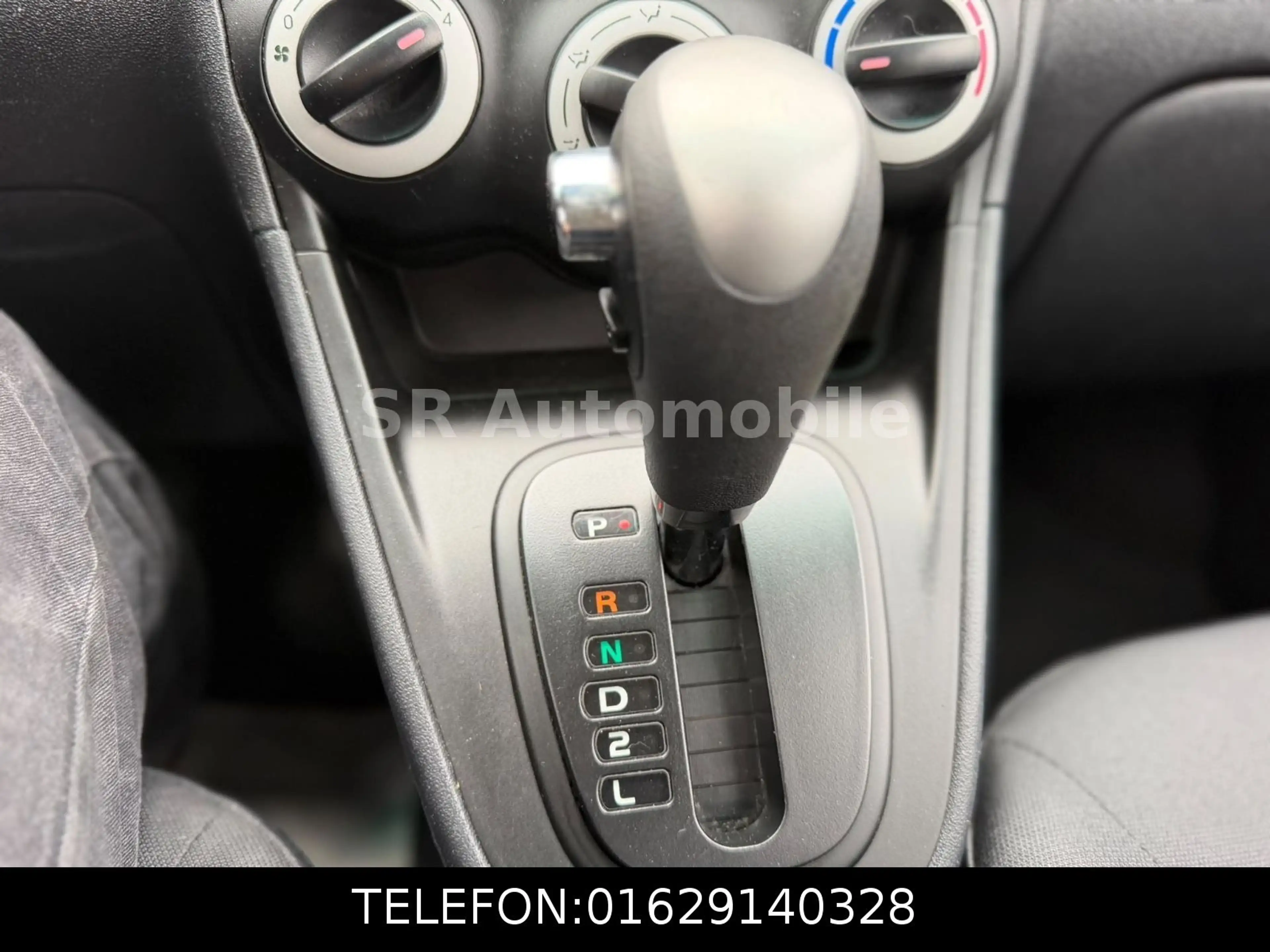 Hyundai i10 Classic*AUTOMATIK*STEUERKETTE NEU*KLIMA* — photo 12