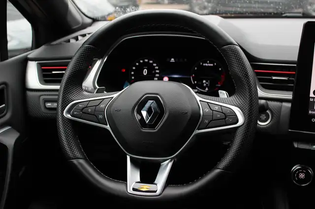 Renault Captur view 18