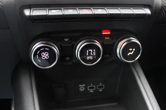 Renault Captur view 28
