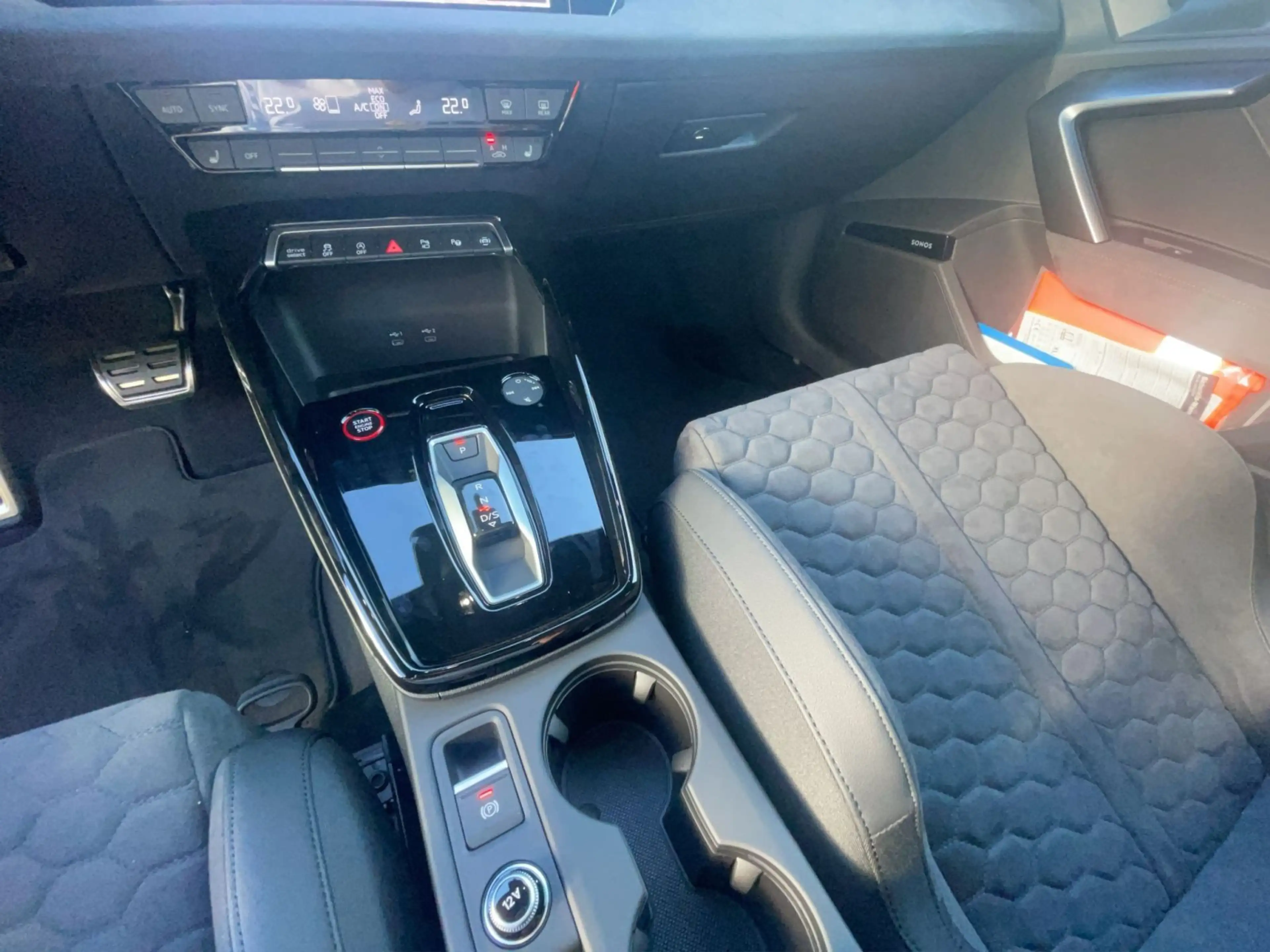 Audi RS3 Matrix SONOS HuD RS-Schalensitze — photo 13
