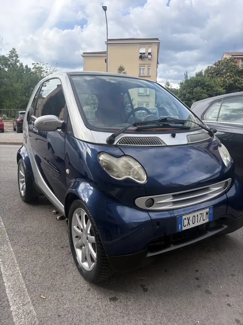 smart forTwo 0.8 cdi Smart&Pulse Bleu - 1