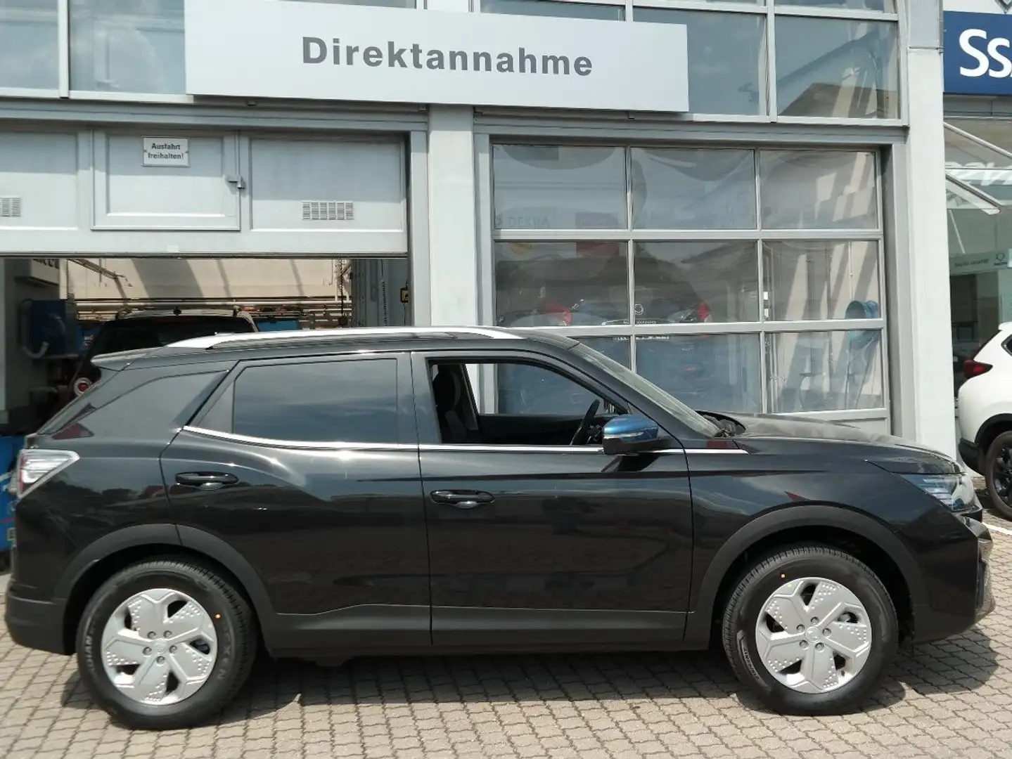 SsangYong Korando *SONDERRABATT*   E-Motion Titanium Nero - 2