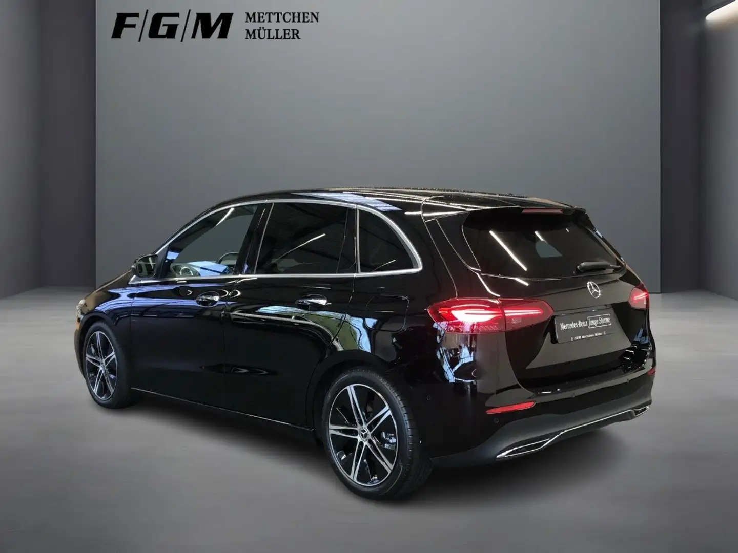 Mercedes-Benz B 200 Progressive/Multibeam/KeyGo/Totwinkelassist Schwarz - 2