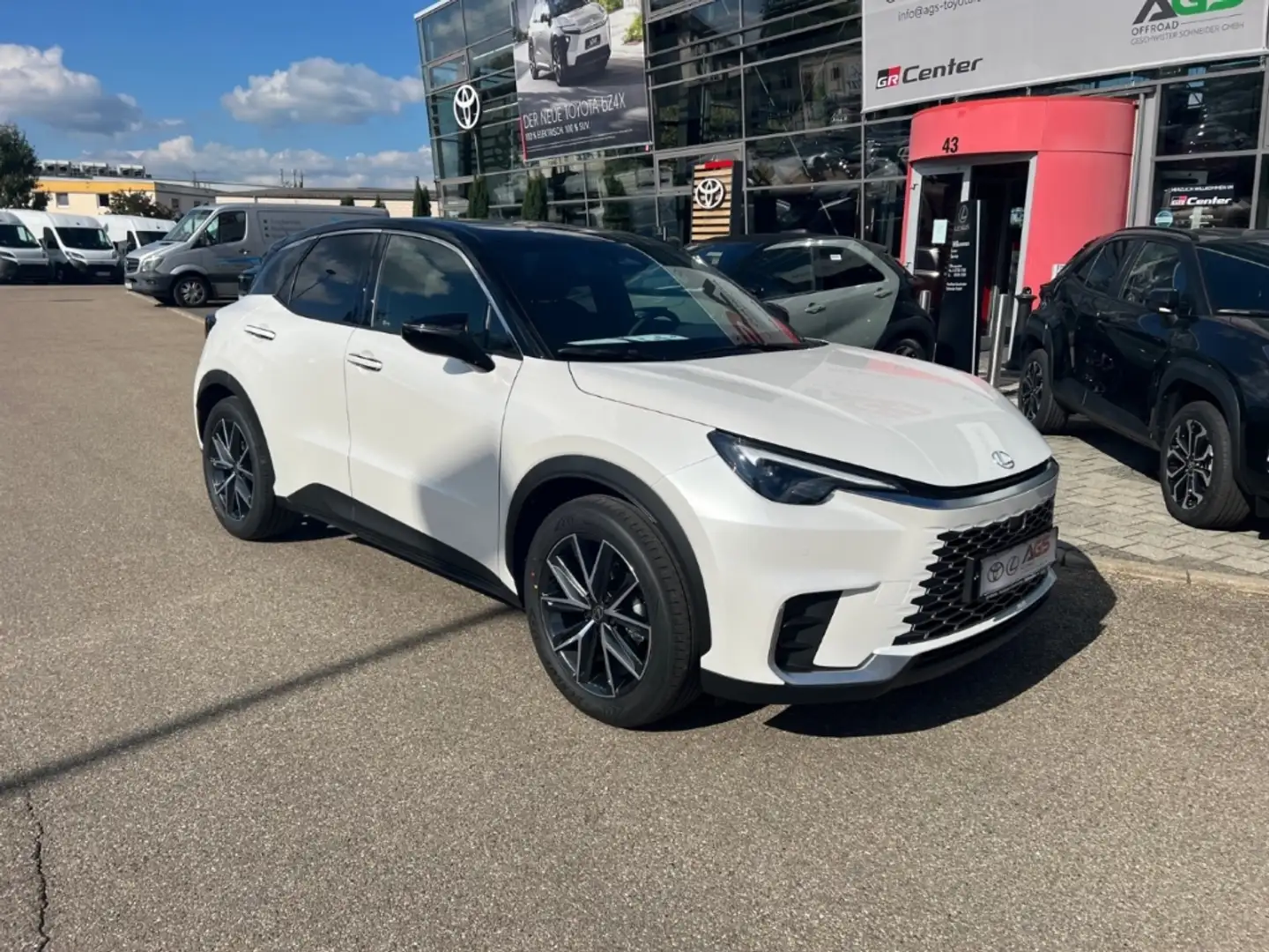 Lexus LBX Emotion mit Technologie Paket 1.5 Hybrid Weiß - 2