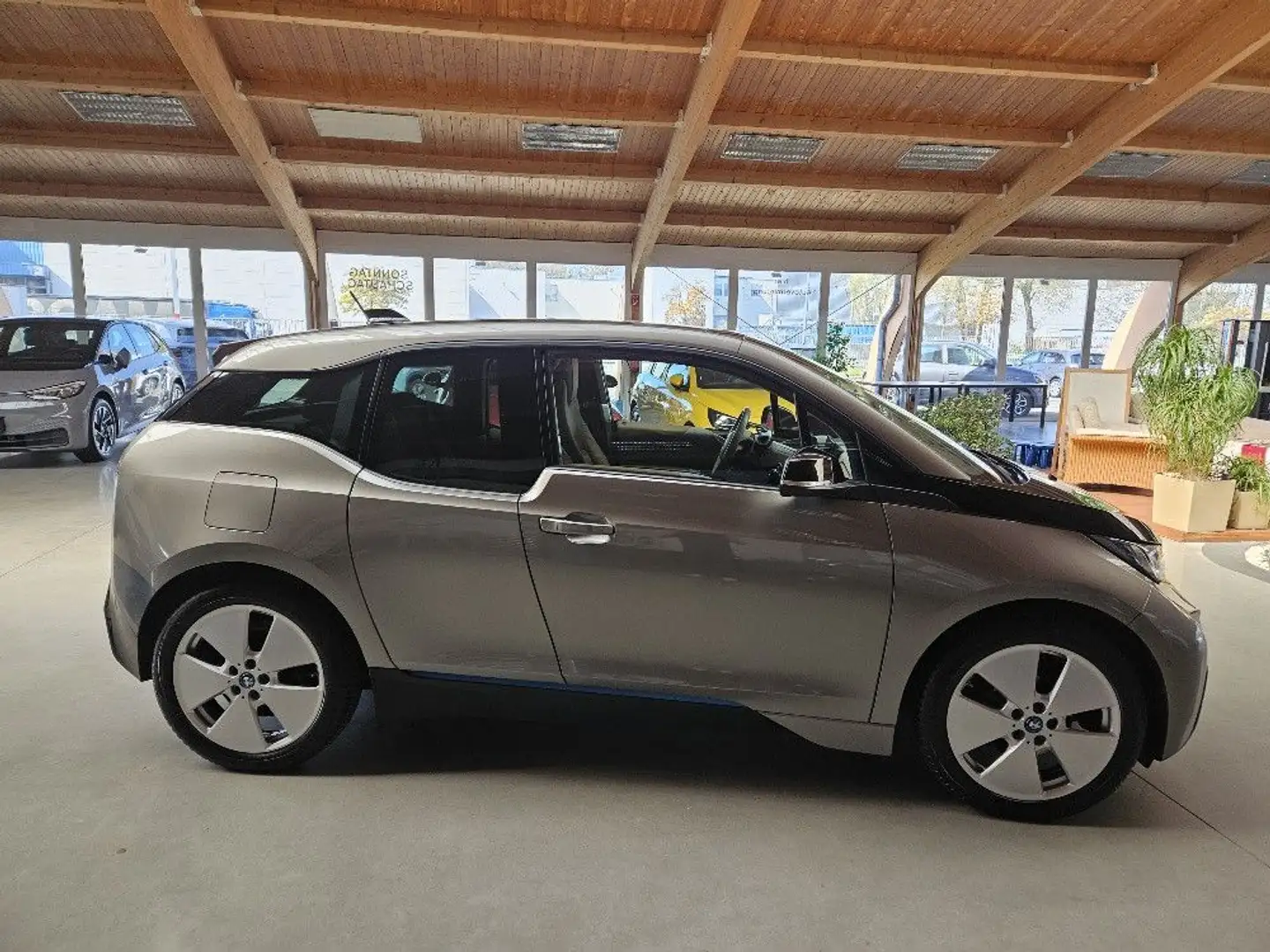 BMW i3 94 Ah Design-Lodge Wärmepumpe SHD 88% Bat. Zilver - 2