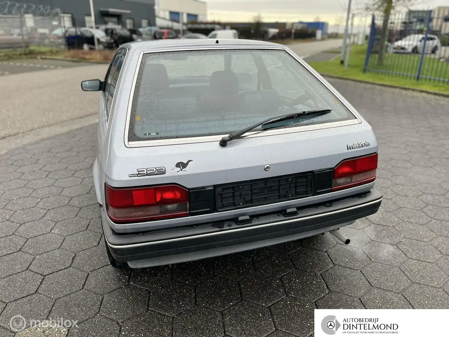 Mazda 323 1.5 GLX Zilver - 2