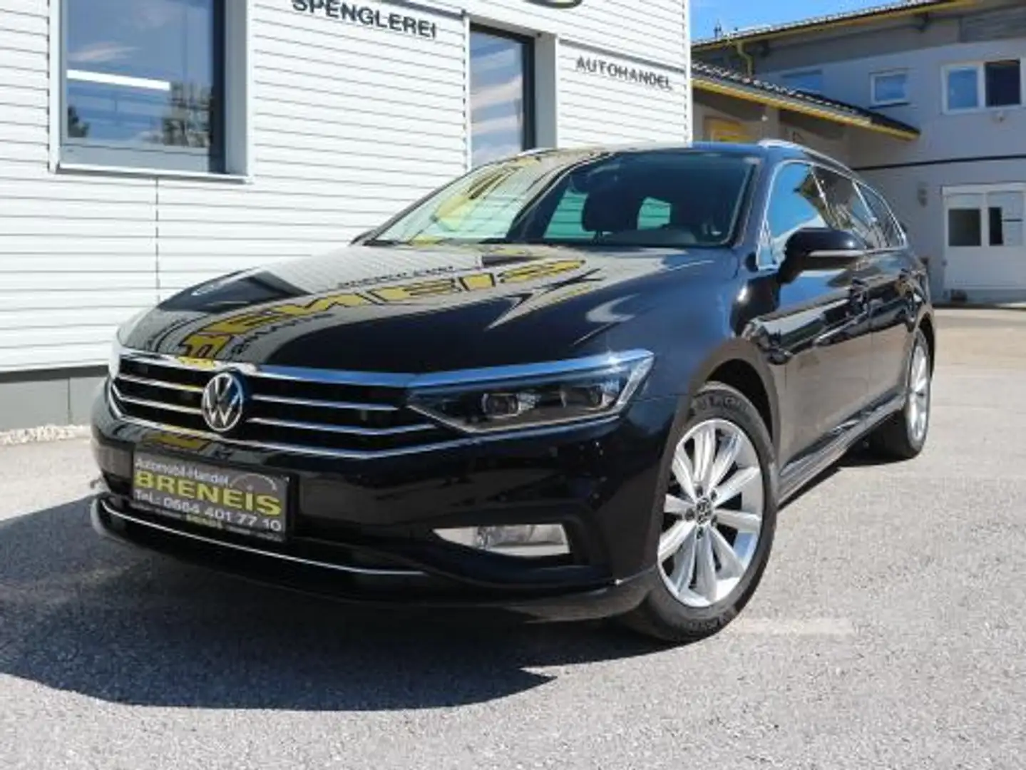 Volkswagen Passat Variant 2,0 TDI Business 4Motion*AHK*DSG* Schwarz - 1