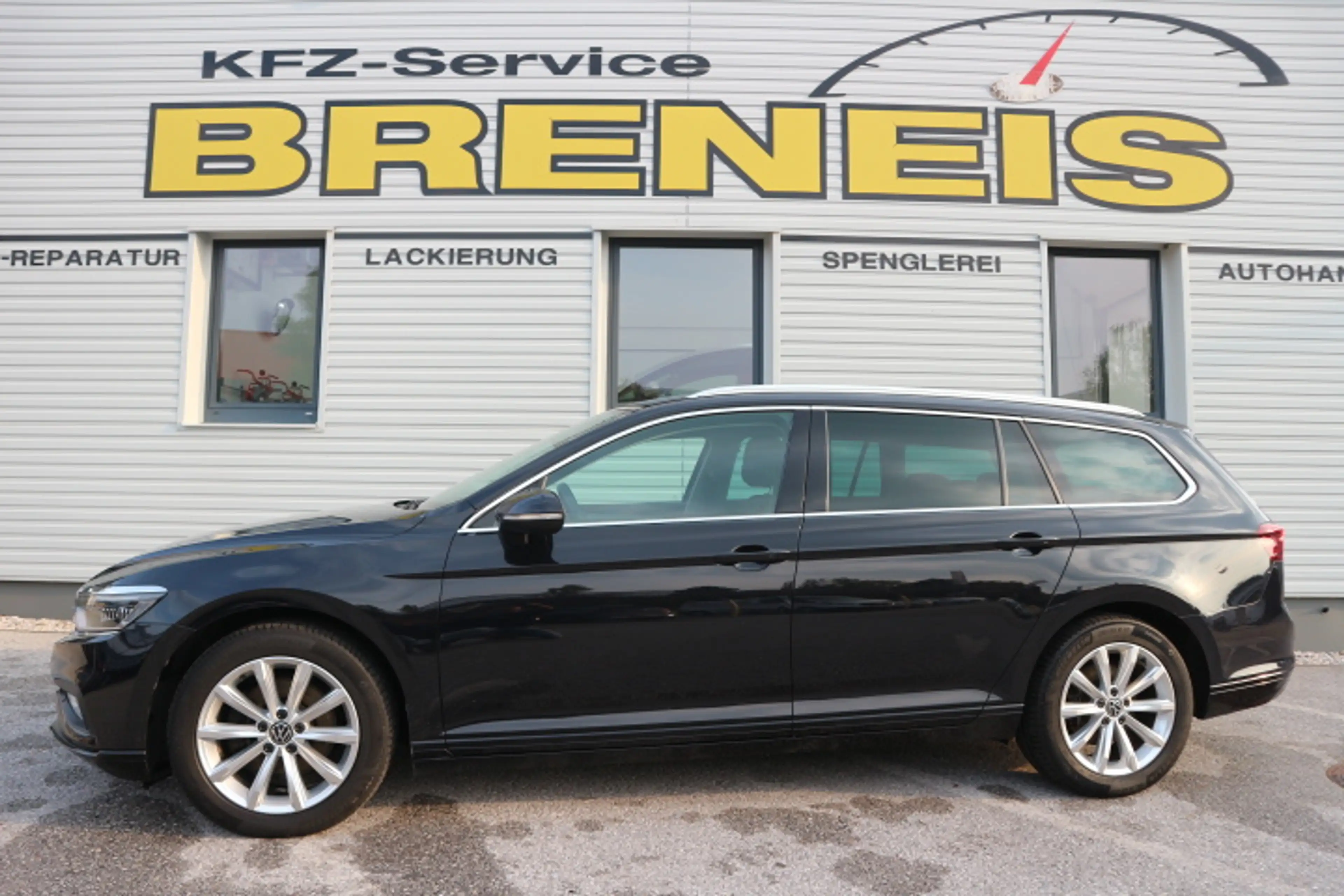 Volkswagen Passat Variant Business 4Motion*AHK* — photo 2